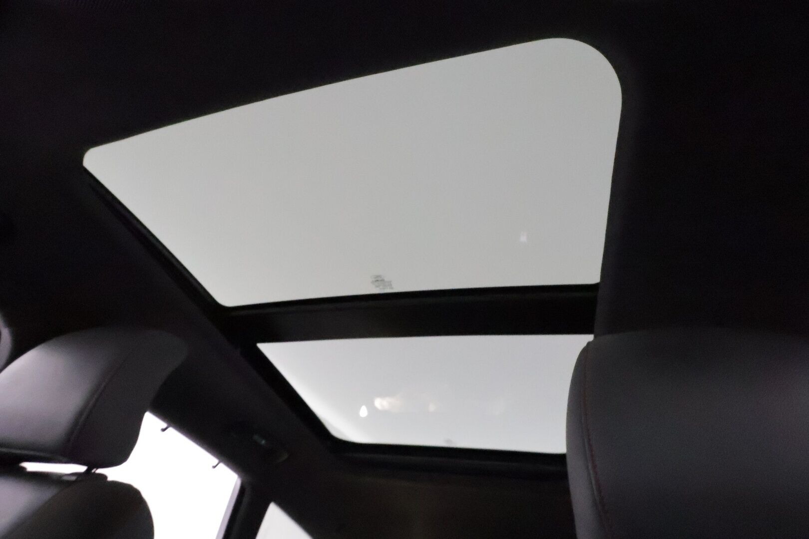 Ford Mondeo 2021 2,0 187hv  Hybrid ST-LINE Wagon *Adapt.vakkari / Panorama / Muistipenkki / P.kamera / Keyless / Koukku* - Huippuvarusteet! / 1-om. Suomi-auto / XPack / Winter Pack / Kahdet renkaat aluvanteulla - Osta nyt, maksa vasta ensi vuonna