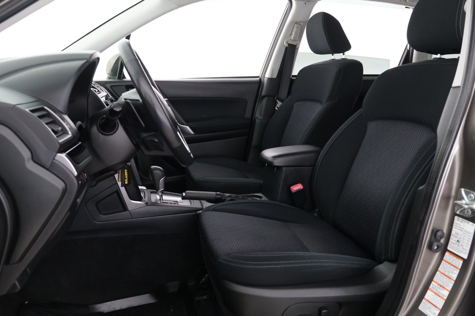 Subaru Forester 2016 2,0i XS CVT - | Vakkari | Bluetooth | Koukku | P.kamera | Sähköpenkki | Ratinlämmitys | Led-lisävalo |