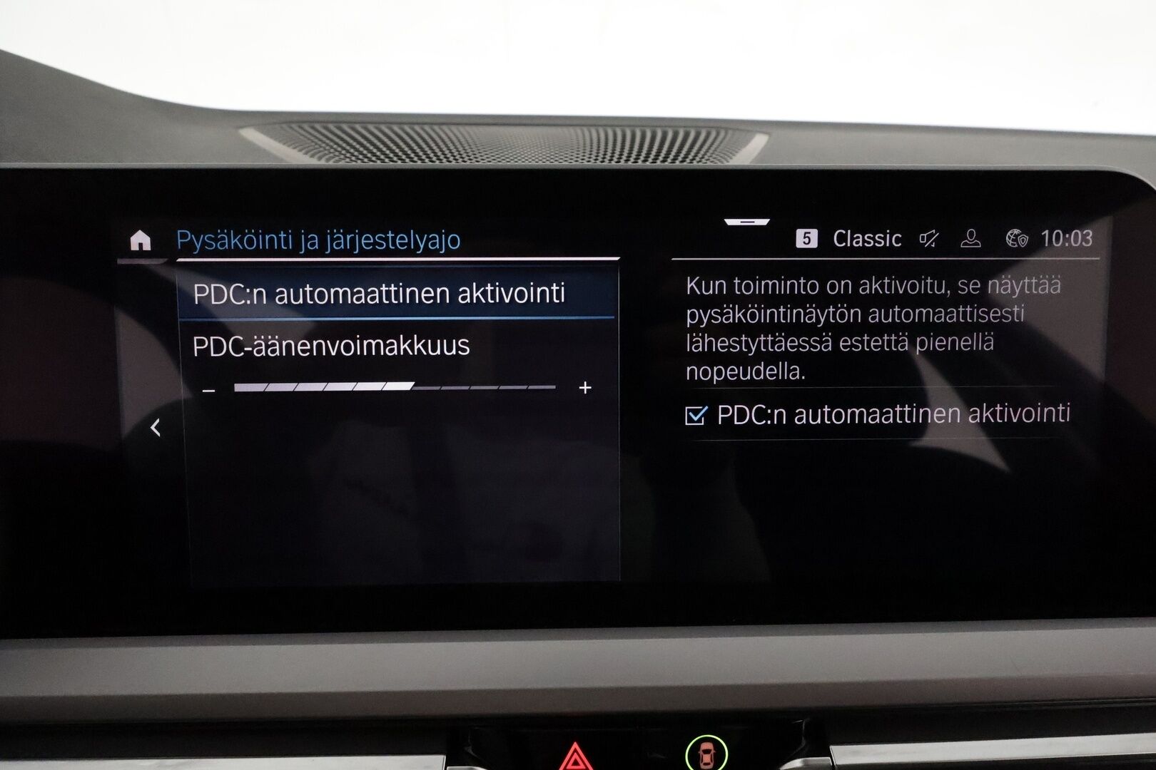 BMW 330 2021 G21 Touring 330e xDrive A Charged Edition - Suomiauto / Vakkari / Apple&Android / Digimittari / Lisälämmitin / ALV / Merkkihuollot / Navi!