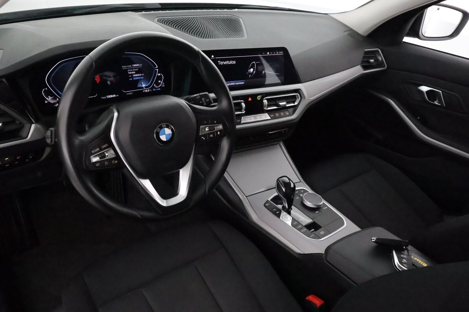 BMW 330 2021 G21 Touring 330e xDrive A Charged Edition - Suomiauto / Vakkari / Apple&Android / Digimittari / Lisälämmitin / ALV / Merkkihuollot / Navi!