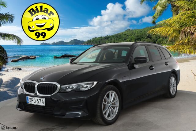 BMW 330 2021