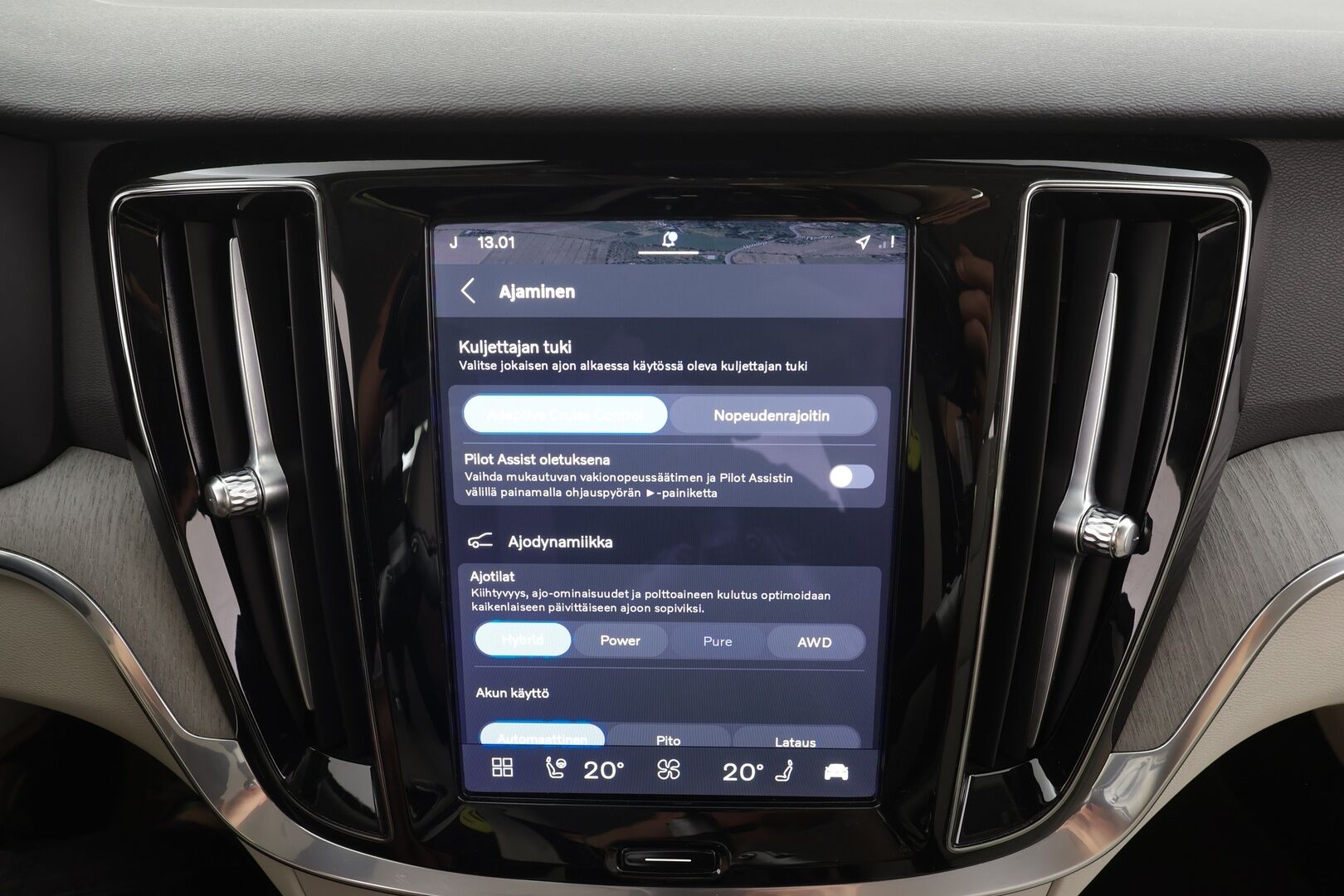 Volvo S60 2023 T8 AWD Long Range High Performance Plus Dark aut - Koukku | ACC | Muistipenkit | Full-LED | P.Kamera | Webasto | 1.om Suomi-auto | High Performance Audio | Pilot assist | 2x renkaat&alumiinivanteet