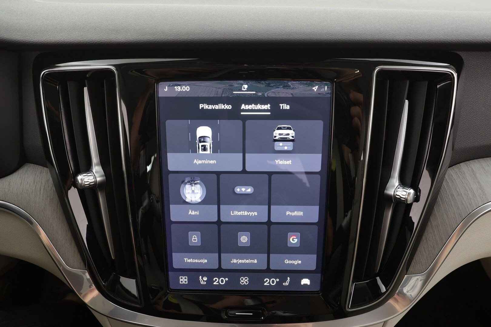 Volvo S60 2023 T8 AWD Long Range High Performance Plus Dark aut - Koukku | ACC | Muistipenkit | Full-LED | P.Kamera | Webasto | 1.om Suomi-auto | High Performance Audio | Pilot assist | 2x renkaat&alumiinivanteet