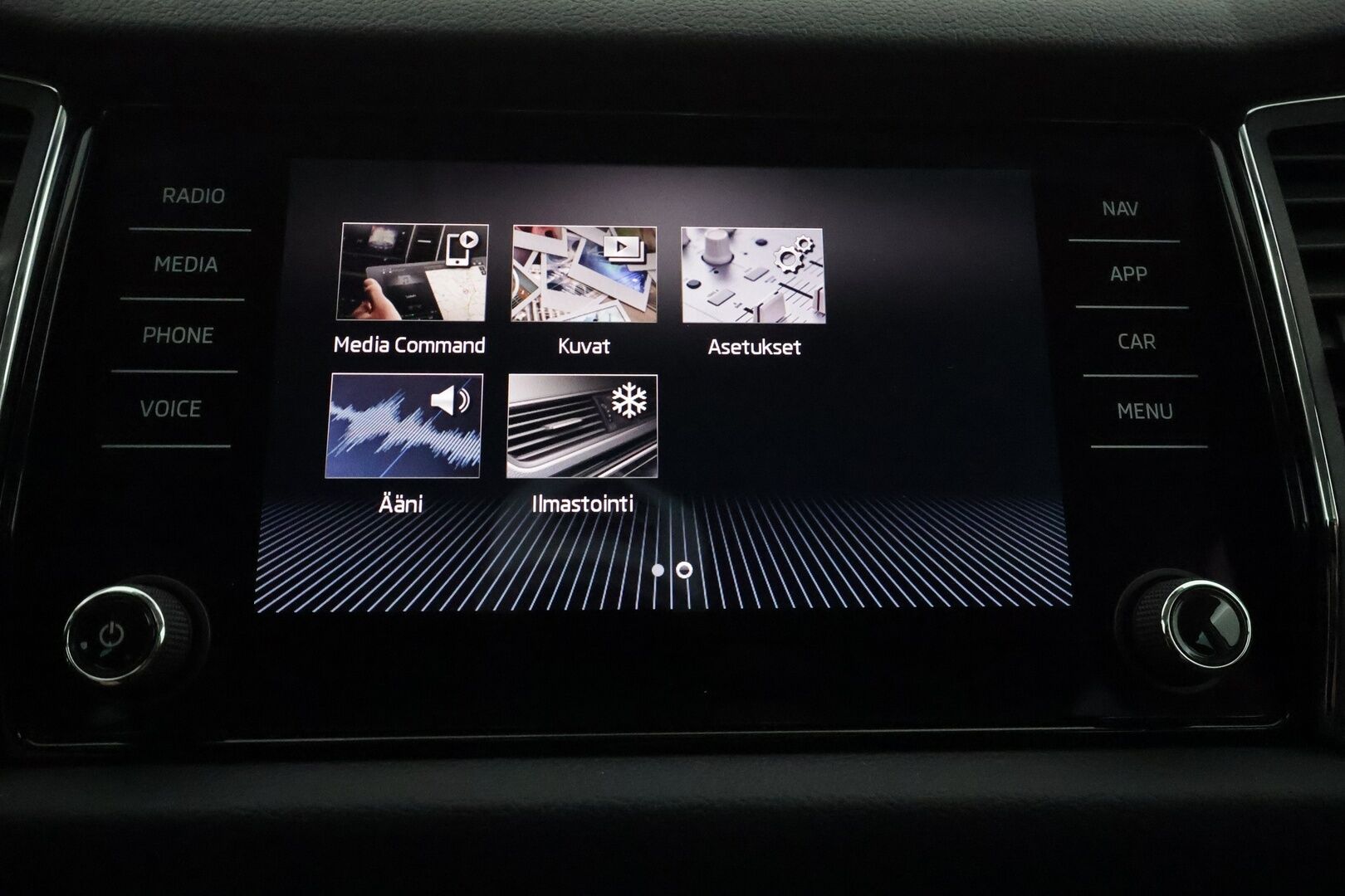 Skoda Kodiaq 2018 2,0 TSI 4x4 Style DSG **Webasto / 7p / Canton / Adapt.vakkari / Koukku / P.kamera / KeylessGo / Navi** - 3,99 % KORKOTARJOUS TÄHÄN AUTOON - 