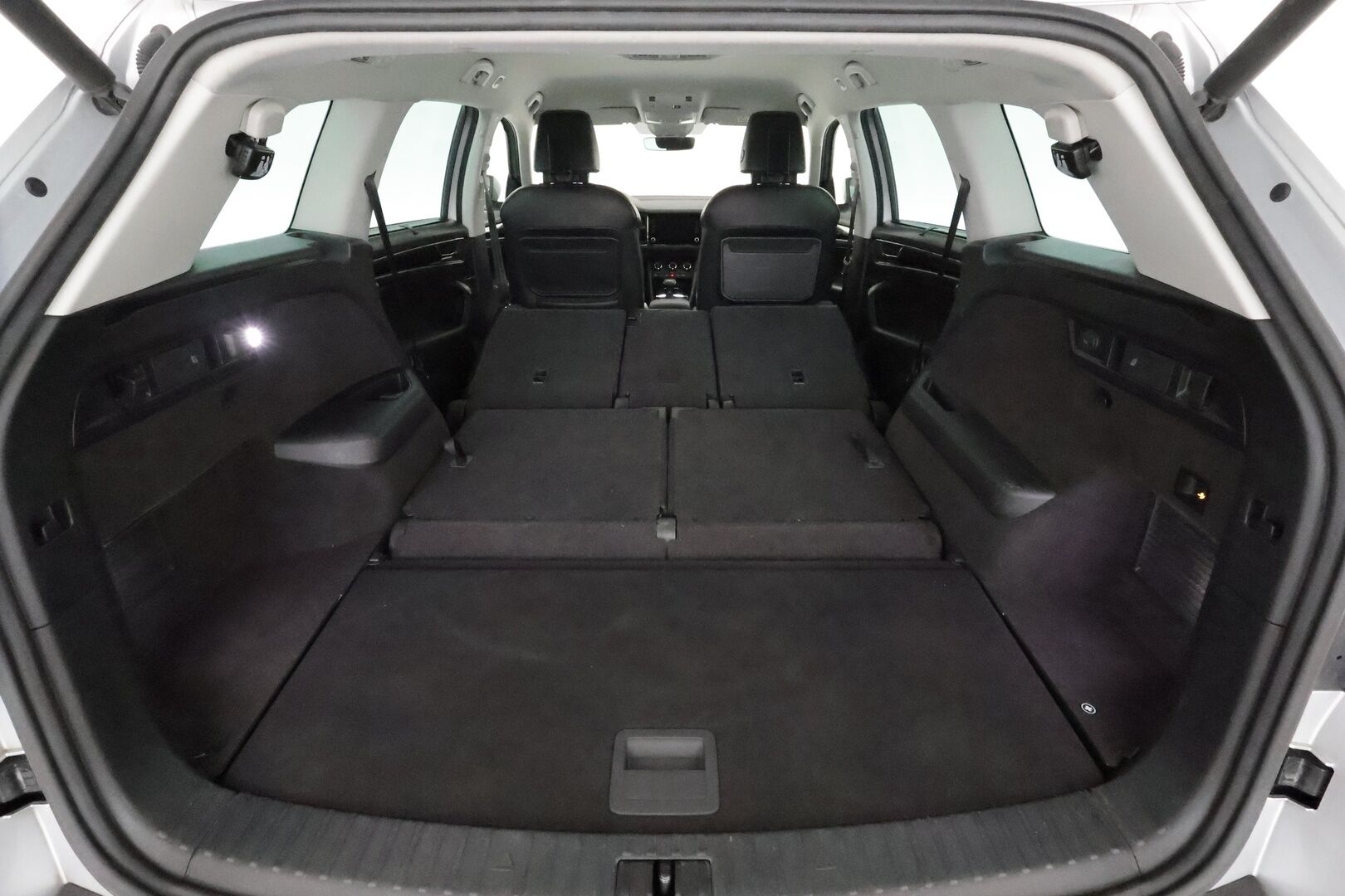 Skoda Kodiaq 2018 2,0 TSI 4x4 Style DSG **Webasto / 7p / Canton / Adapt.vakkari / Koukku / P.kamera / KeylessGo / Navi** - 3,99 % KORKOTARJOUS TÄHÄN AUTOON - 