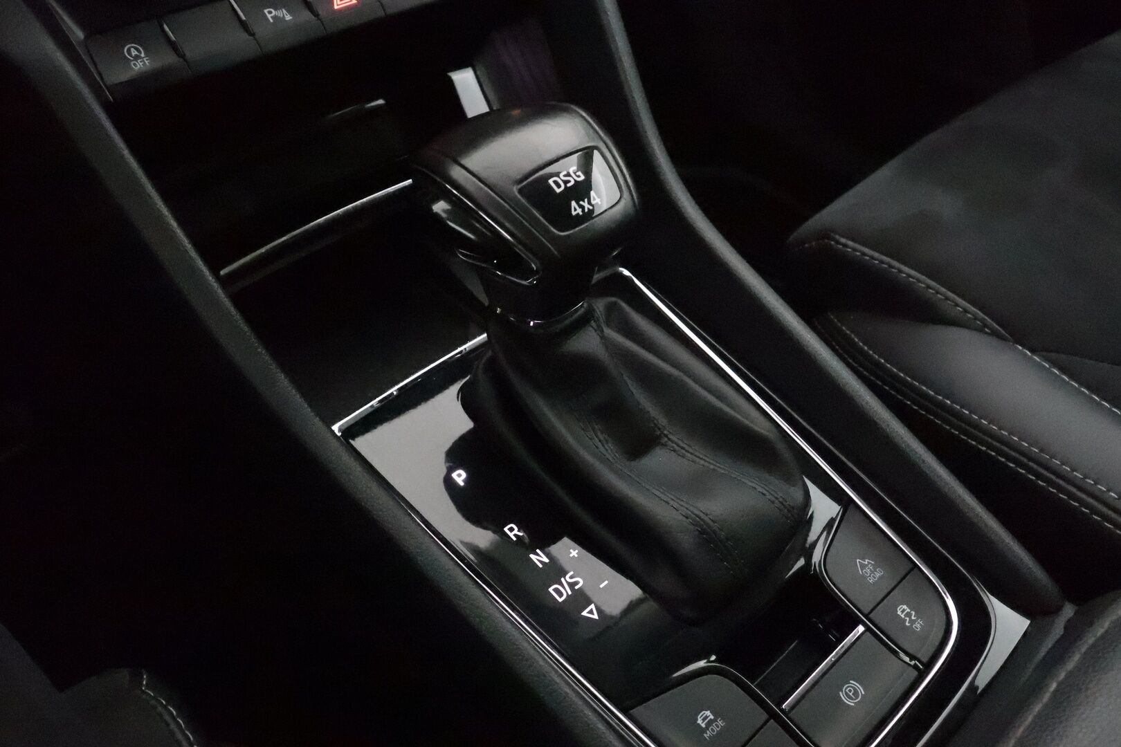 Skoda Kodiaq 2018 2,0 TSI 4x4 Style DSG **Webasto / 7p / Canton / Adapt.vakkari / Koukku / P.kamera / KeylessGo / Navi** - 3,99 % KORKOTARJOUS TÄHÄN AUTOON - 