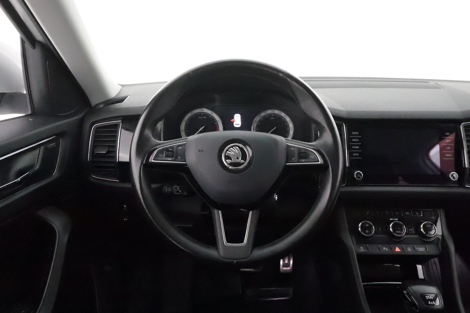 Skoda Kodiaq 2018 2,0 TSI 4x4 Style DSG **Webasto / 7p / Canton / Adapt.vakkari / Koukku / P.kamera / KeylessGo / Navi** - 3,99 % KORKOTARJOUS TÄHÄN AUTOON - 
