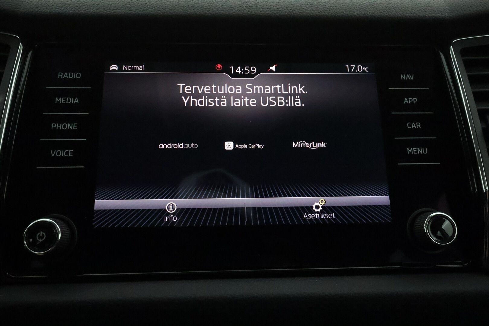 Skoda Kodiaq 2018 2,0 TSI 4x4 Style DSG **Webasto / 7p / Canton / Adapt.vakkari / Koukku / P.kamera / KeylessGo / Navi** - 3,99 % KORKOTARJOUS TÄHÄN AUTOON - 