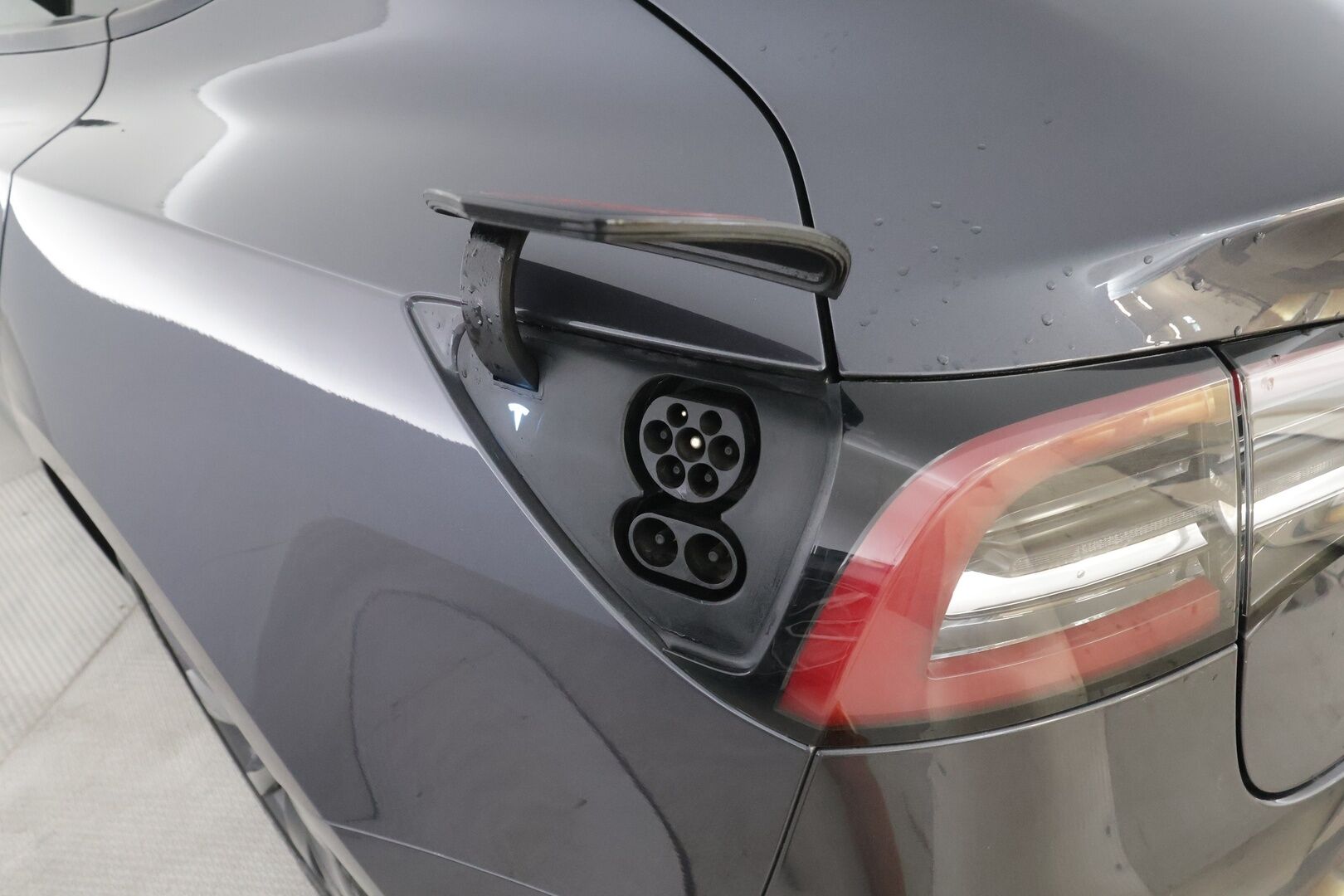 Tesla Model 3 2021 Standard Range Plus - | ILP | Lasikatto | ACC | Matrix-LED | P.Kamera | Muistipenkki | Premium Speakers | Navi | Kaistavahti | Keyless | Kahdet renkaat |