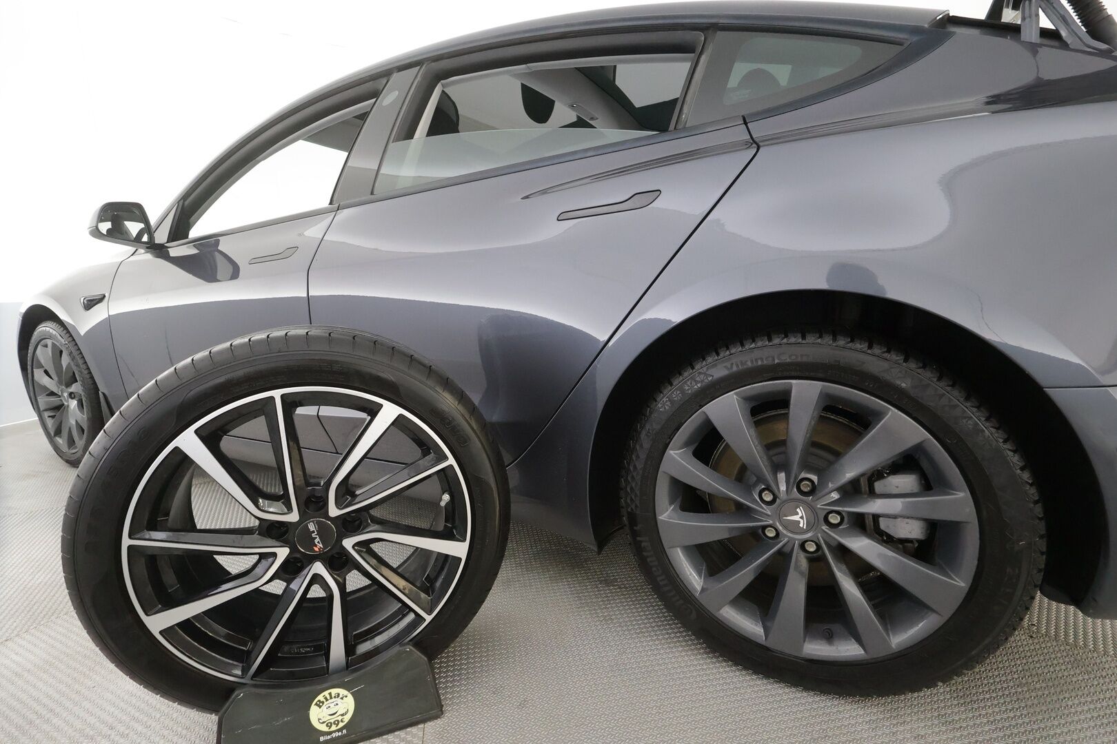 Tesla Model 3 2021 Standard Range Plus - | ILP | Lasikatto | ACC | Matrix-LED | P.Kamera | Muistipenkki | Premium Speakers | Navi | Kaistavahti | Keyless | Kahdet renkaat |