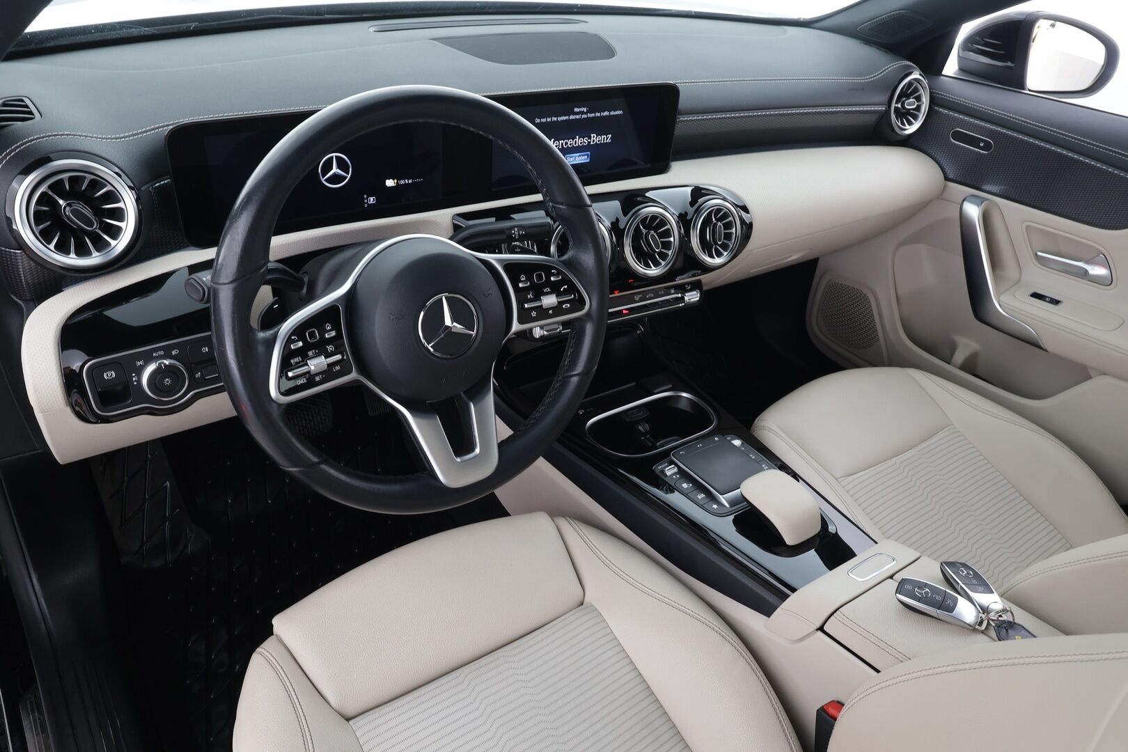 Mercedes-Benz CLA 2022 250 e A Shooting Brake Business Edition * Widescreen / Koukku / Vakkari / P.kamera / / Navi / Sähköluukku * - Akku kuntotarkastettu SoH 92,9% / Suomi-auto / Kahdet renkaat aluvanteilla / Merkkihuollettu - HULLUT AVAJAISHULINAT KORKOTARJOUS 3,29 %