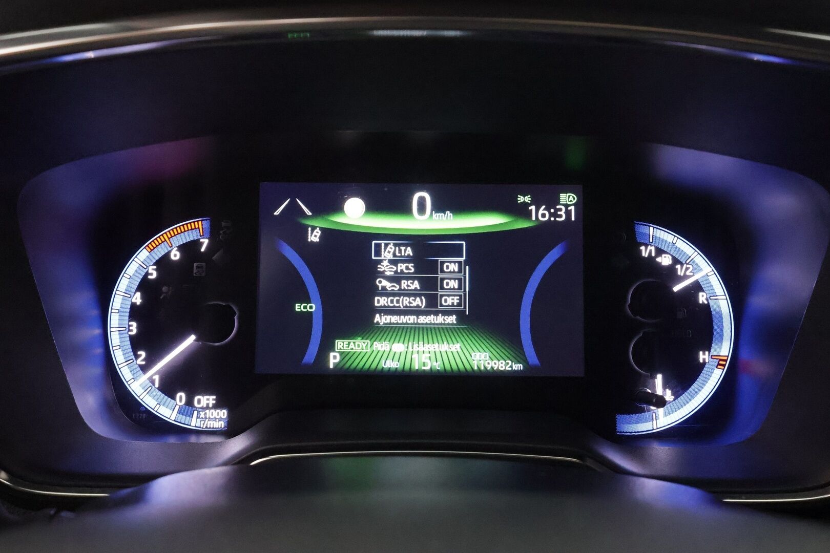 Toyota Corolla 2022 Touring Sports 1,8 Hybrid Active Edition - | ACC | P.kamera | Navi | LED | LTA | PCS | RSA | Keyless | Apple & Android | Lämm. ratti | Aut. pitkät | Sähk. takaluukku | 2x renkaat aluin | 