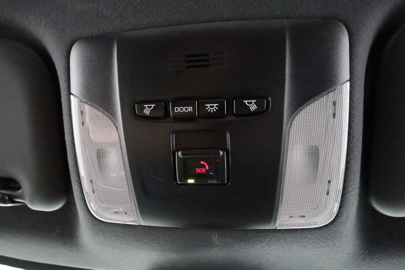 Toyota Corolla 2022 Touring Sports 1,8 Hybrid Active Edition - | ACC | P.kamera | Navi | LED | LTA | PCS | RSA | Keyless | Apple & Android | Lämm. ratti | Aut. pitkät | Sähk. takaluukku | 2x renkaat aluin | 