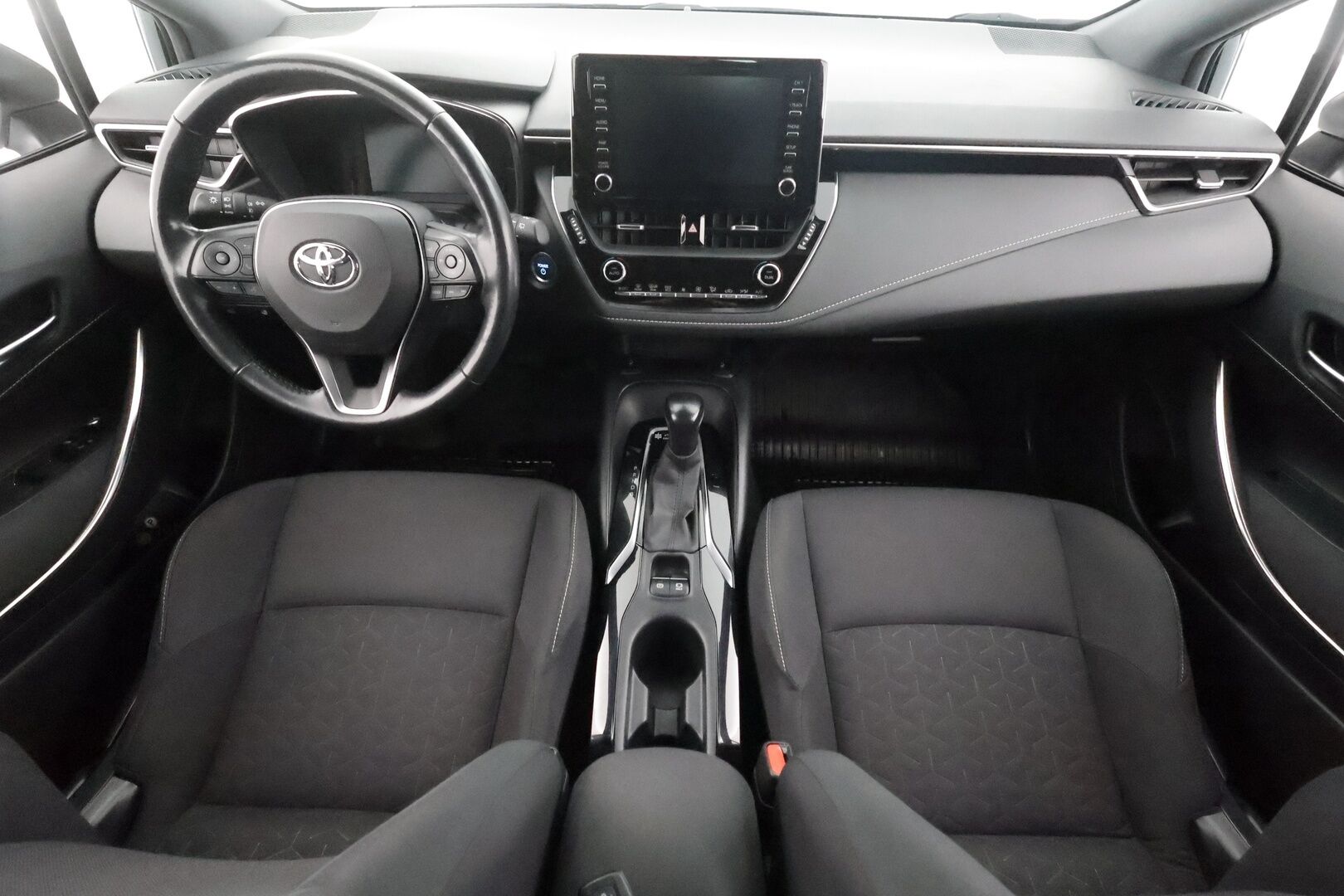 Toyota Corolla 2022 Touring Sports 1,8 Hybrid Active Edition - | ACC | P.kamera | Navi | LED | LTA | PCS | RSA | Keyless | Apple & Android | Lämm. ratti | Aut. pitkät | Sähk. takaluukku | 2x renkaat aluin | 