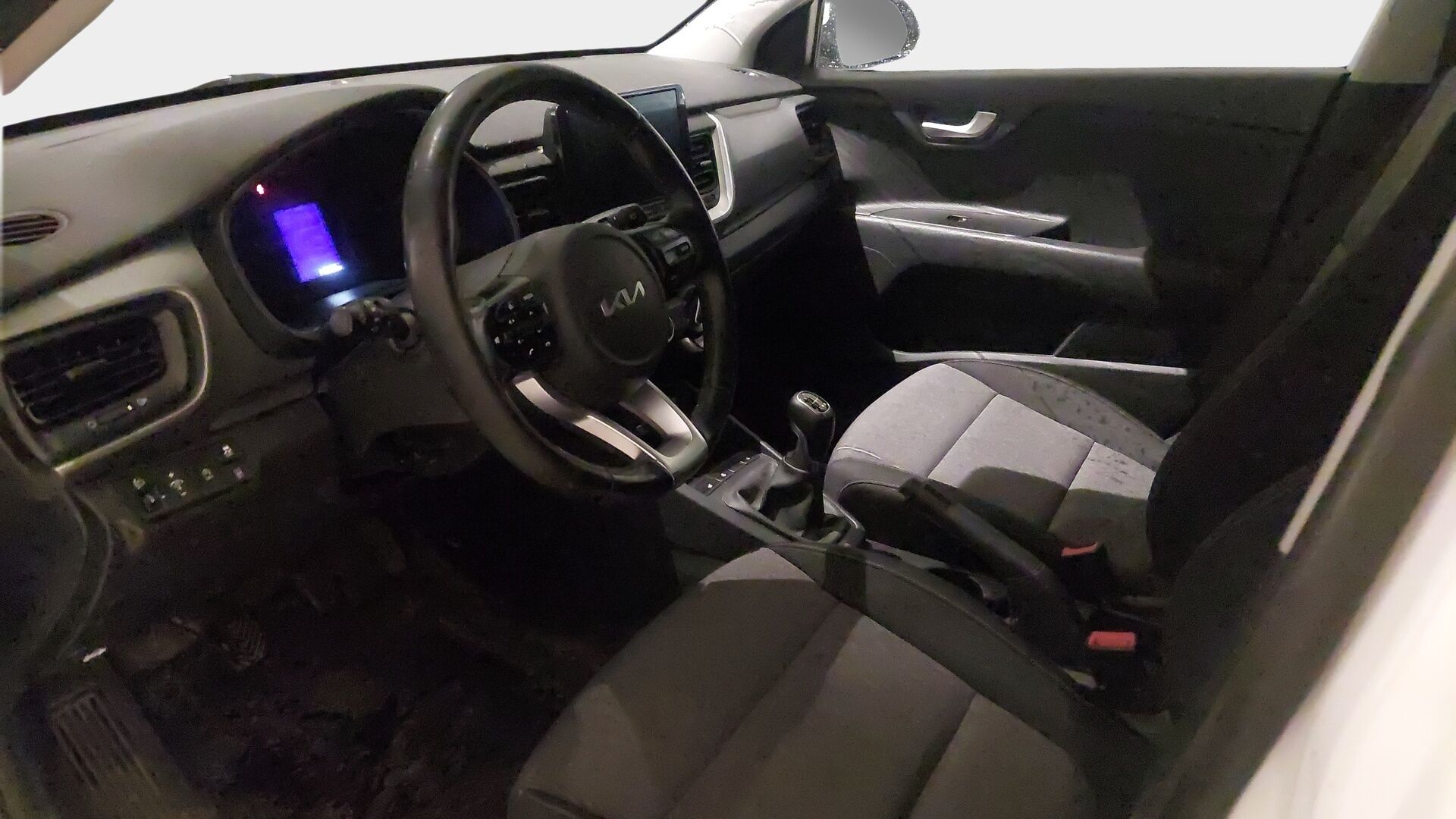 Kia Stonic 2022 1,0 T-GDI ISG 100hv LX EcoDynamics - AndroidAuto / Ratin lämmitin / 1.om / Suomi-Auto