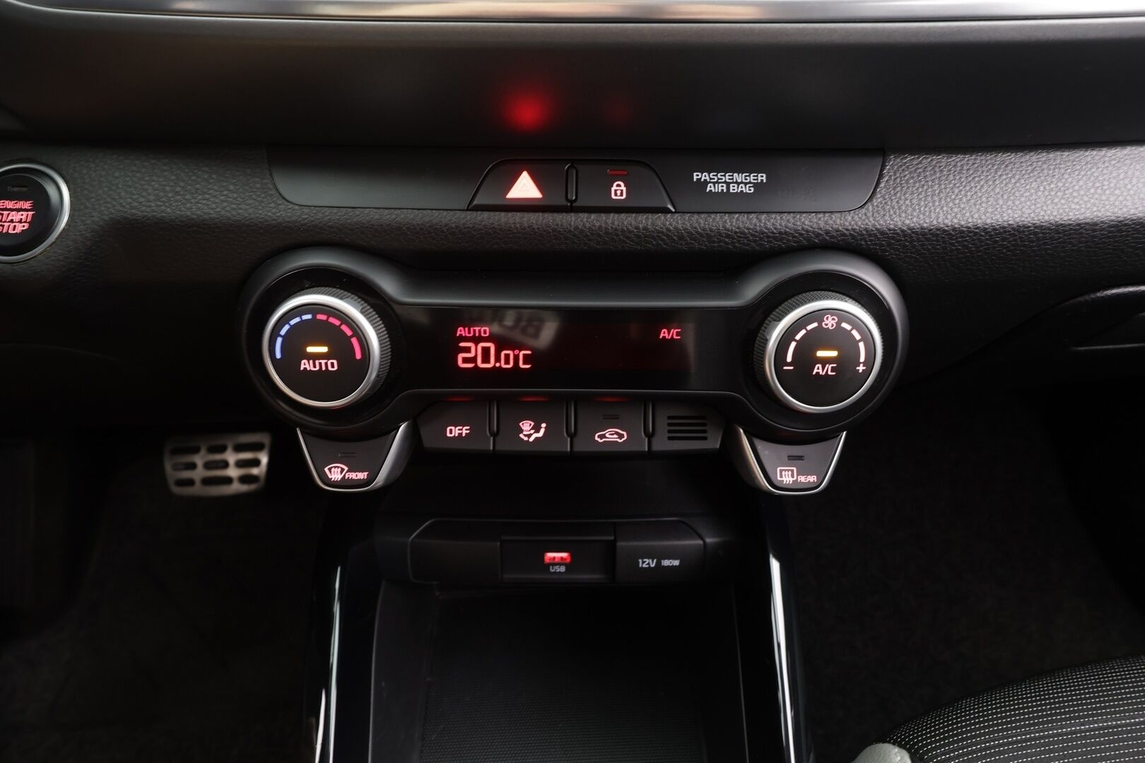 Kia Stonic 2022 1,0 T-GDI 100hv TX DCT - | ACC | LED | Puolinahat | Navi | Lane assist | P.kamera | Keyless | Lämm. ratti | Blind spot assist | 1-om suomiauto | 