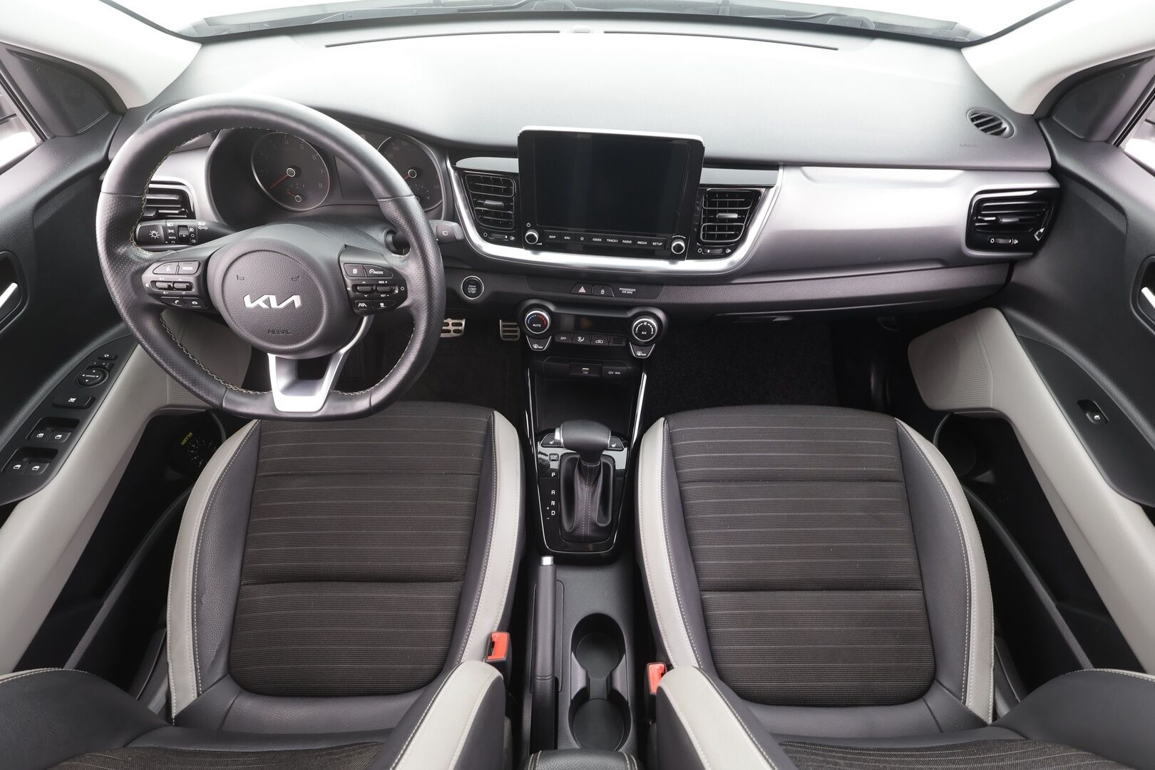 Kia Stonic 2022 1,0 T-GDI 100hv TX DCT - | ACC | LED | Puolinahat | Navi | Lane assist | P.kamera | Keyless | Lämm. ratti | Blind spot assist | 1-om suomiauto | 