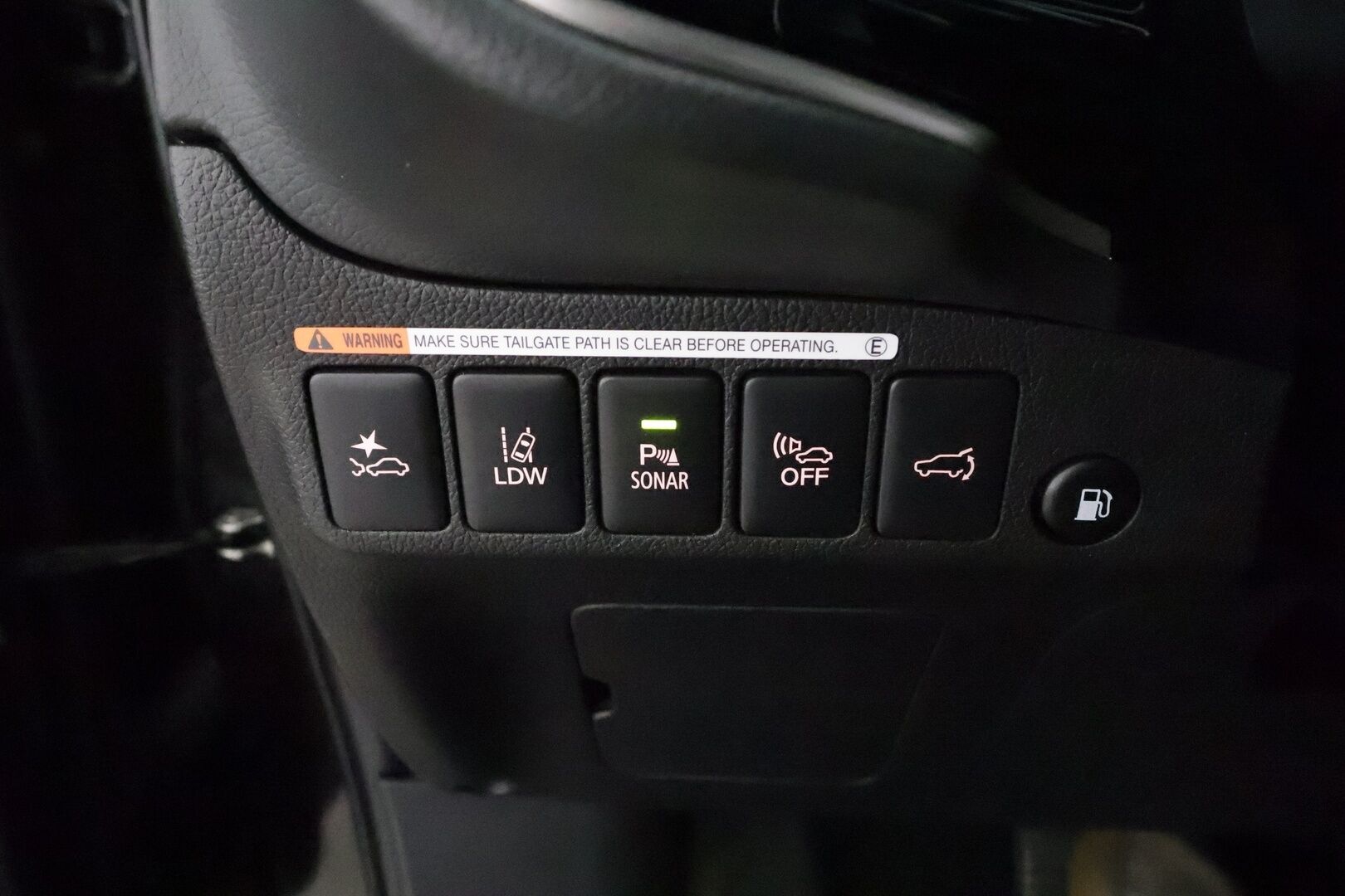 Mitsubishi Outlander PHEV 2020 Business X 4WD 5P **Power Sound System / Koukku / ACC / LED / 360° Kamera / Kaistavahti / Timantti Nahkaverhoilu** - 2x Latauskaapelit / Kahdet Renkaat