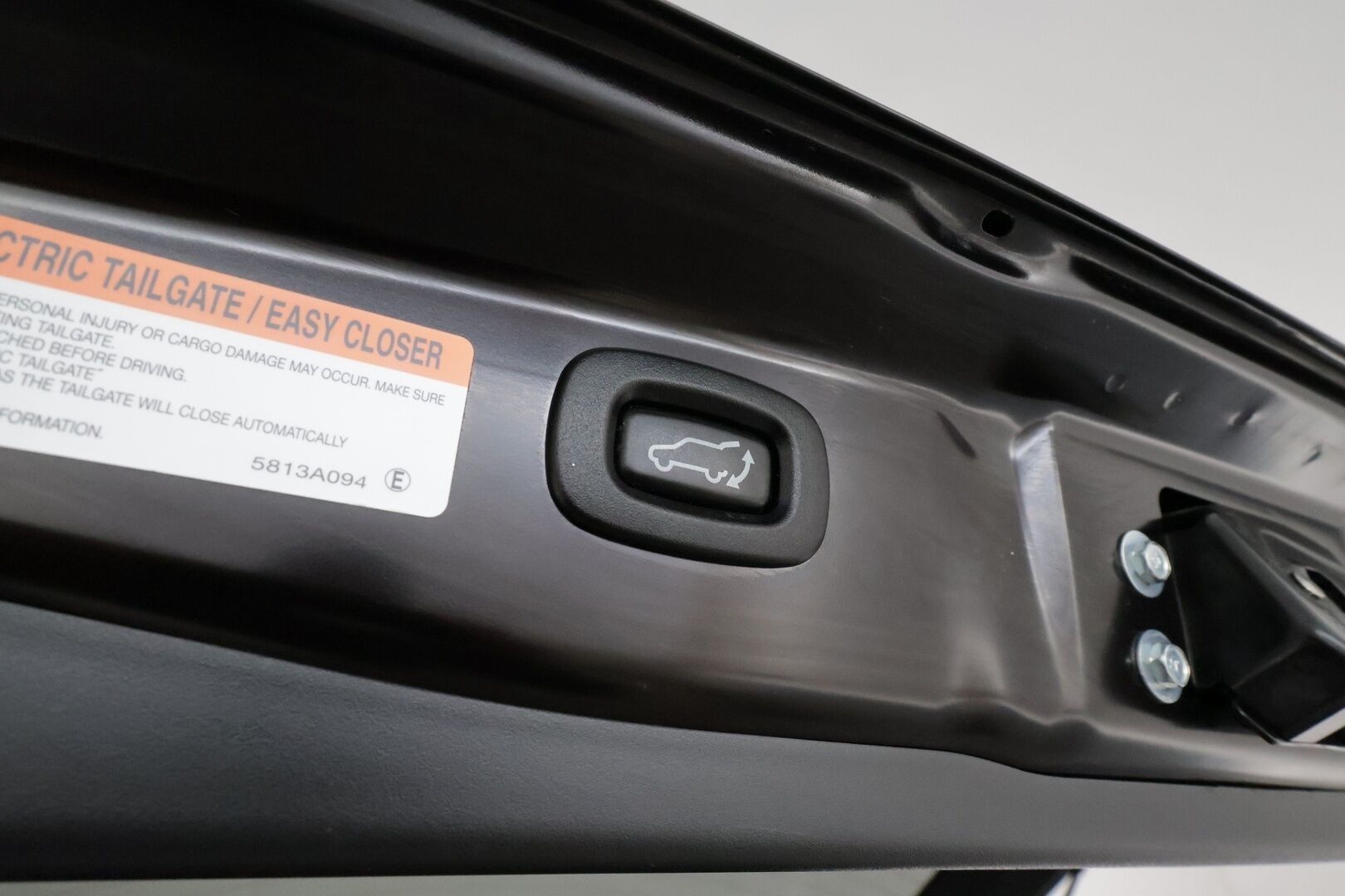 Mitsubishi Outlander PHEV 2020 Business X 4WD 5P **Power Sound System / Koukku / ACC / LED / 360° Kamera / Kaistavahti / Timantti Nahkaverhoilu** - 2x Latauskaapelit / Kahdet Renkaat