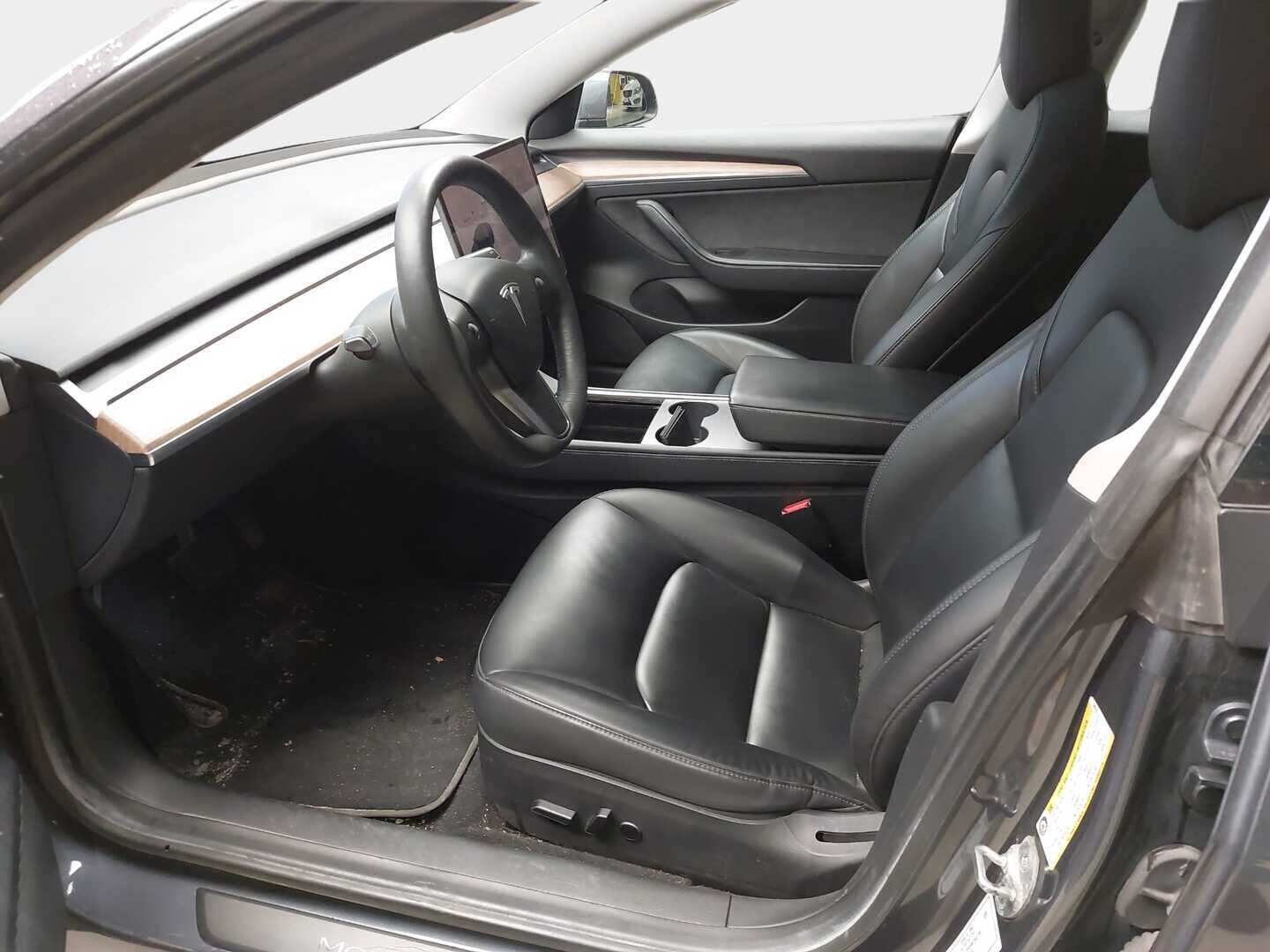 Tesla Model 3 2021 Long Range *Lämpöpumppu / Adapt.Vakkari / Premium Audio / Lasikatto / P.Kamera / BLIS / Sähköluukku* - ALV / 1Om. Suomiauto / 2x renkaat ja vanteet!