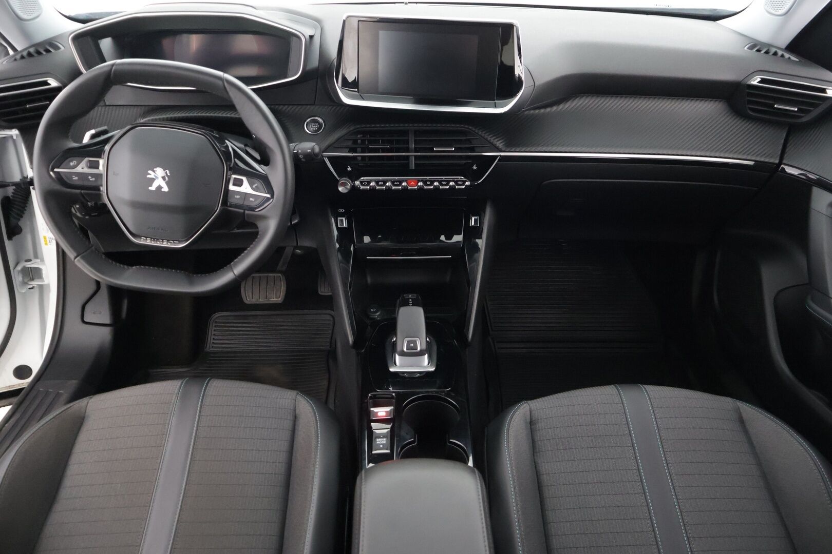 Peugeot 2008 2021 Allure Pack Motion PureTech 130 EAT8-automaatti - 360 kamera / digimittaristo / ACC / Tutkat / Mirrorlink