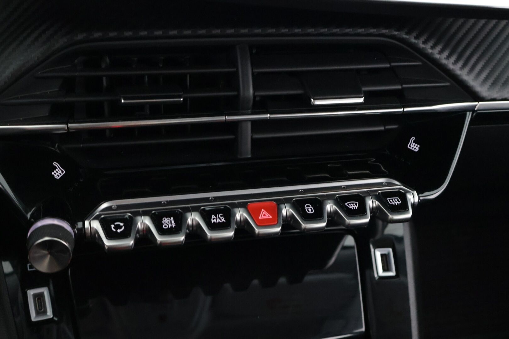 Peugeot 2008 2021 Allure Pack Motion PureTech 130 EAT8-automaatti - 360 kamera / digimittaristo / ACC / Tutkat / Mirrorlink
