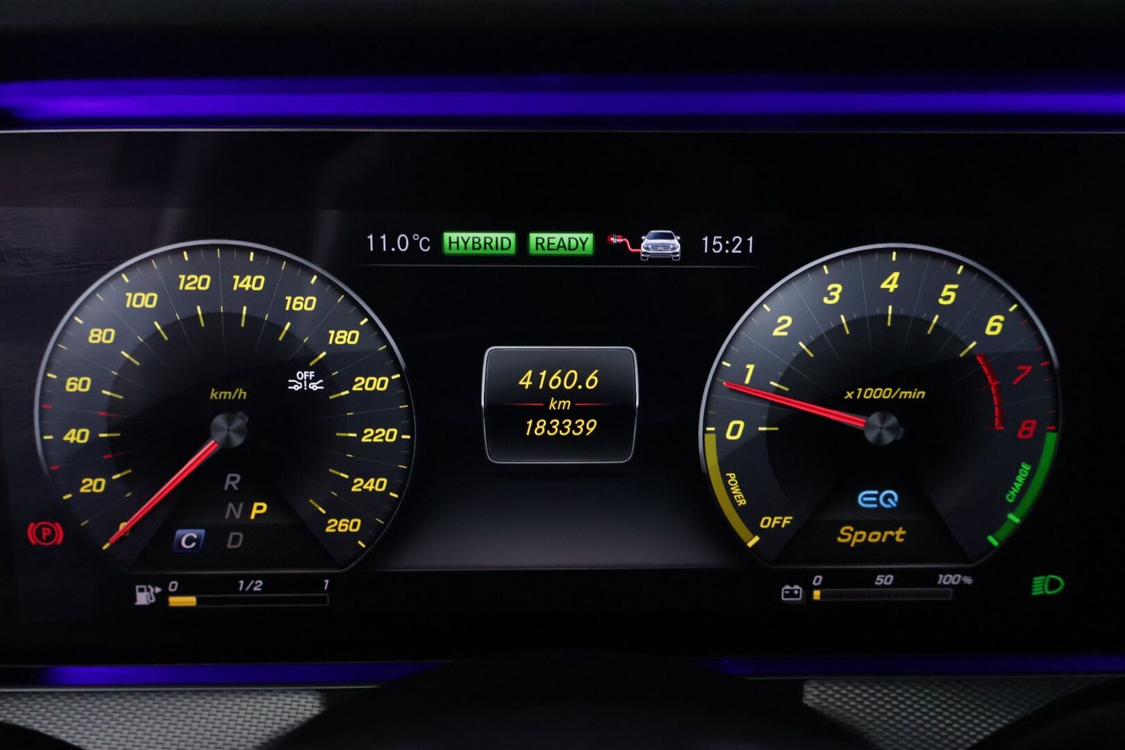 Mercedes-Benz E 2018 350 e Sedan AMG *Burmester® 3D / Sporttipenkit / HUD /  Ambient / 360 / Command / BLIS* - Nahka alcantra / Kahdet AMG vanteet / Apple&Android