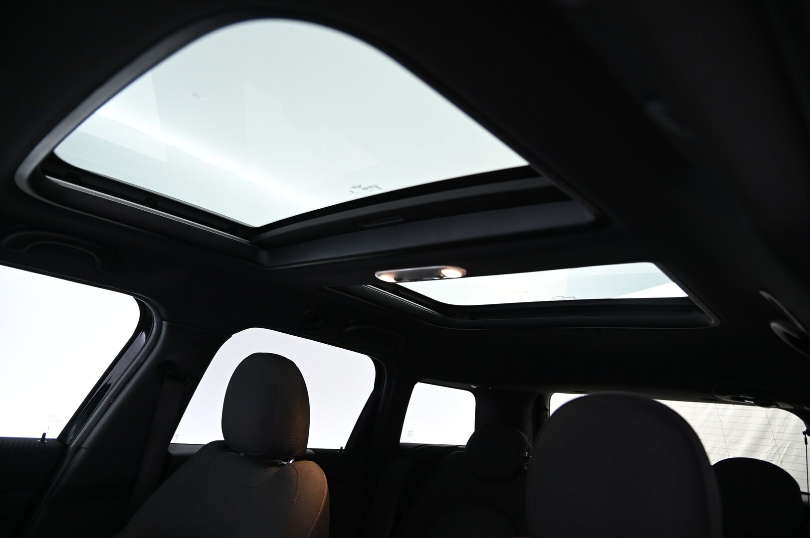 Mini Countryman 2018 Countryman Cooper SE ALL4 *H&K / ACC / Panorama / Navi / Lohko* - *2x renkaat / Juuri saapunut!*