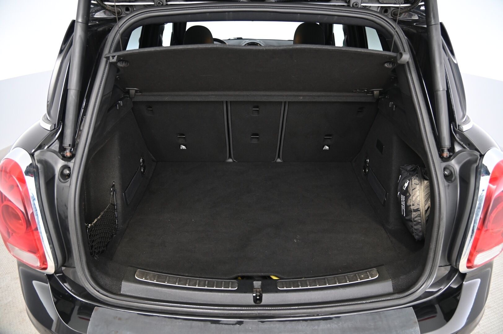 Mini Countryman 2018 Countryman Cooper SE ALL4 *H&K / ACC / Panorama / Navi / Lohko* - *2x renkaat / Juuri saapunut!* - HULLU BLACKWEEK KORKOTARJOUS 2,49%