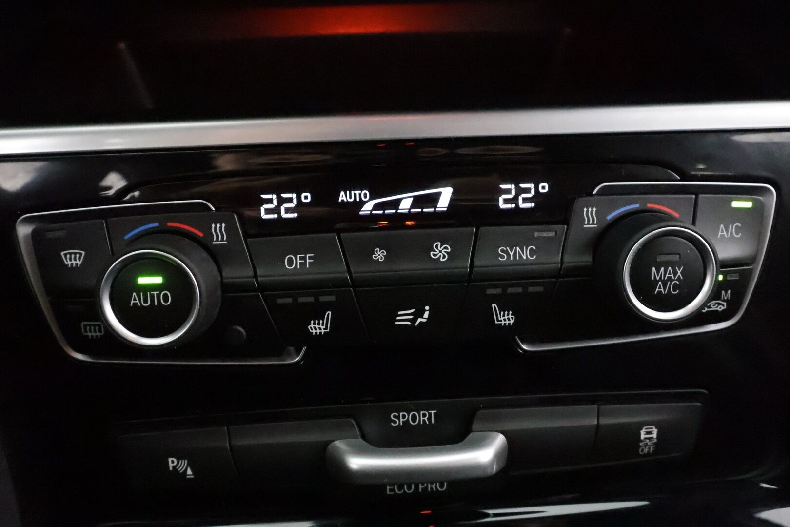 BMW 218 2022 F46 Gran Tourer 218i A Business Automatic Edition M Sport * LED / P.Tutkat / Sportpenkit / Navi / Sisätilanlämmitin * - 1-om Suomi-auto / Kahdet renkaat / Merkkihuollettu! - HULLU BLACKWEEK KORKOTARJOUS 2,49%