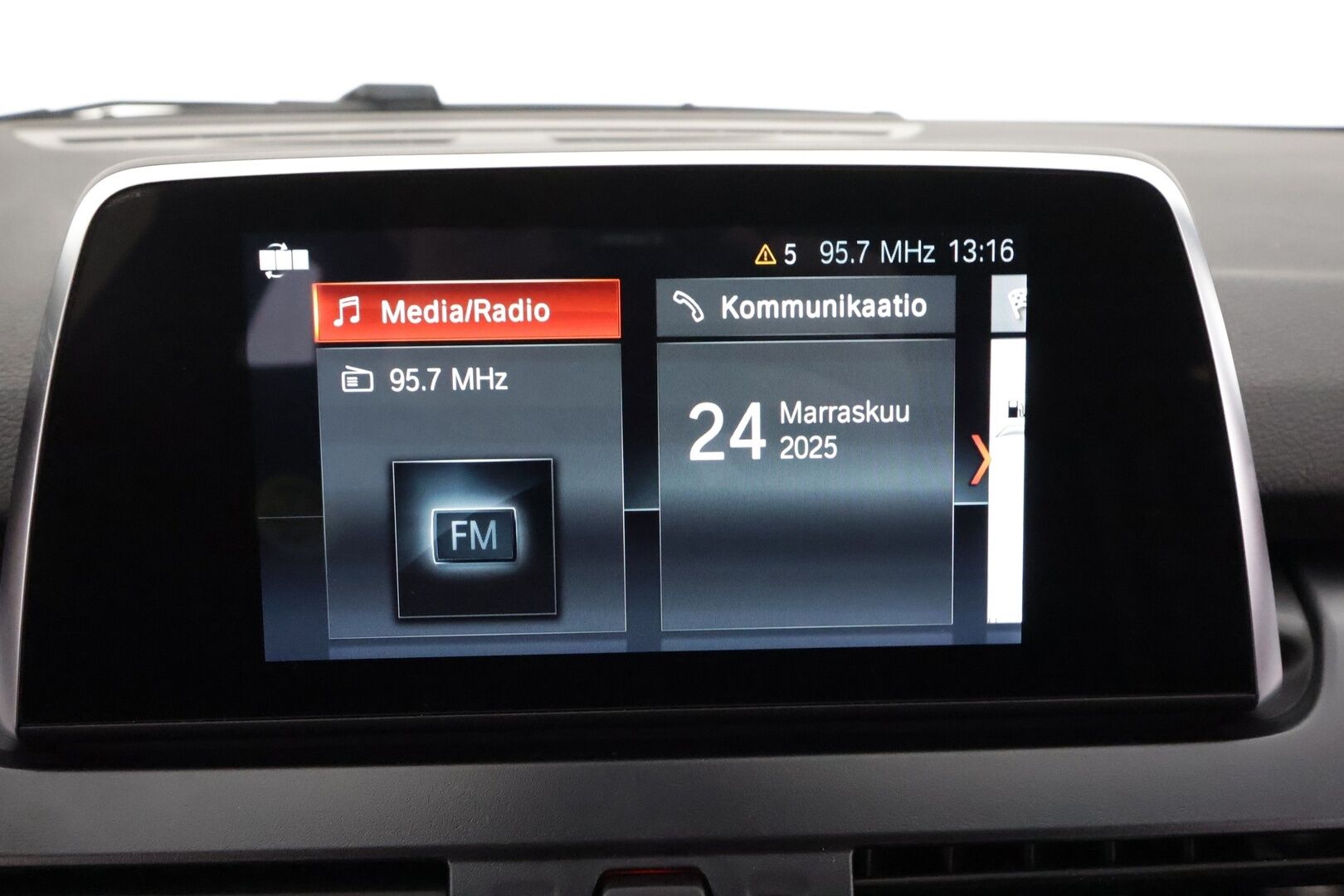 BMW 218 2022 F46 Gran Tourer 218i A Business Automatic Edition M Sport * LED / P.Tutkat / Sportpenkit / Navi / Sisätilanlämmitin * - 1-om Suomi-auto / Kahdet renkaat / Merkkihuollettu! - HULLU BLACKWEEK KORKOTARJOUS 2,49%