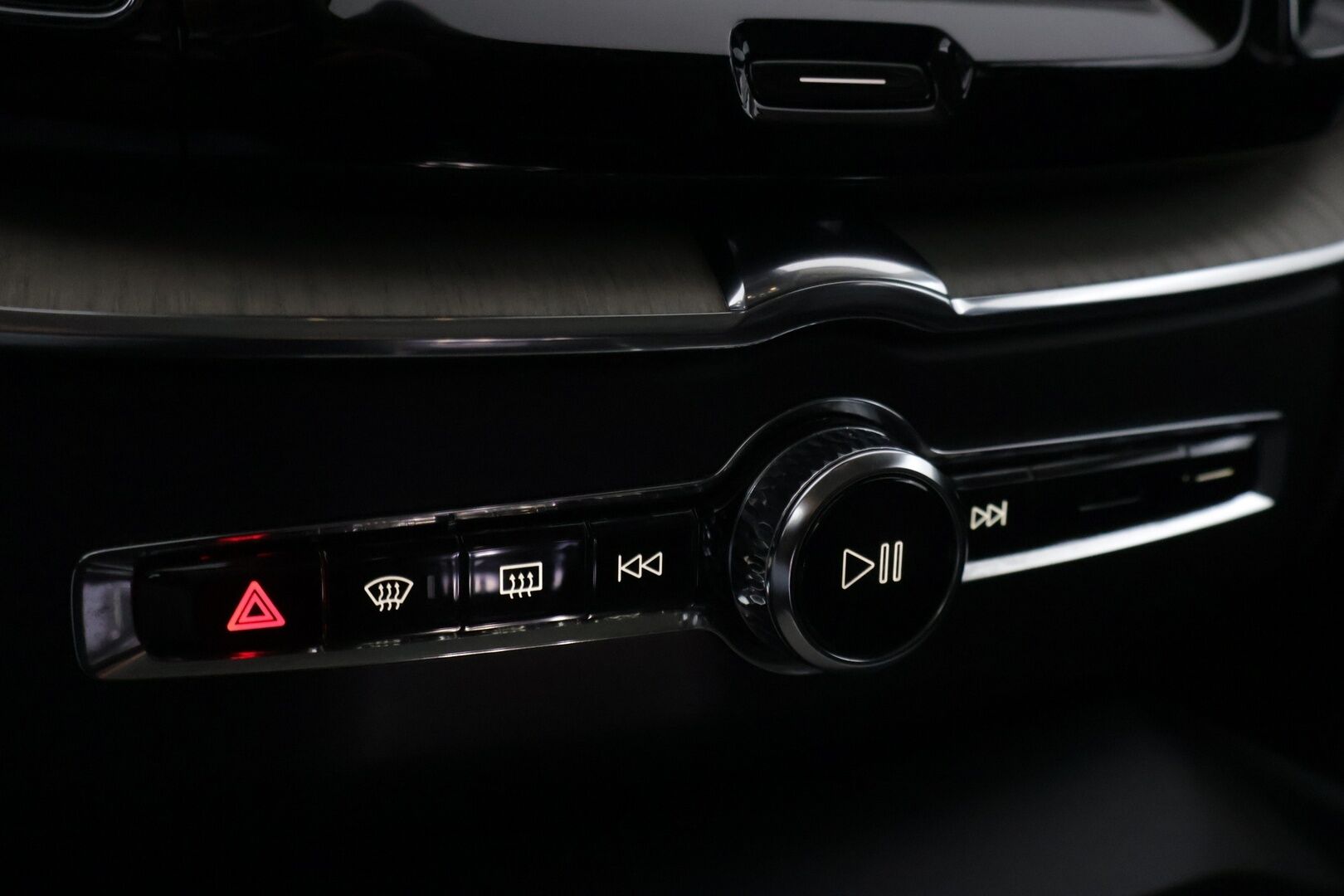 Volvo XC60 2022 T6 AWD Inscription Edition - | Facelift | Adapt.Vakkari | Panorama | Harman&Kardon | Muistinahat | Navi | Koukku |P.Kamera | Keyless |