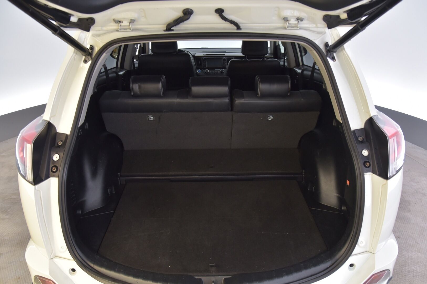 Toyota RAV4 2017 2.5 Hybrid AWD Premium - ACC | JBL | Nahat muistilla | Koukku | P.Kamera | Sähk. luukku | 2x renkaat&alumiinivanteet
