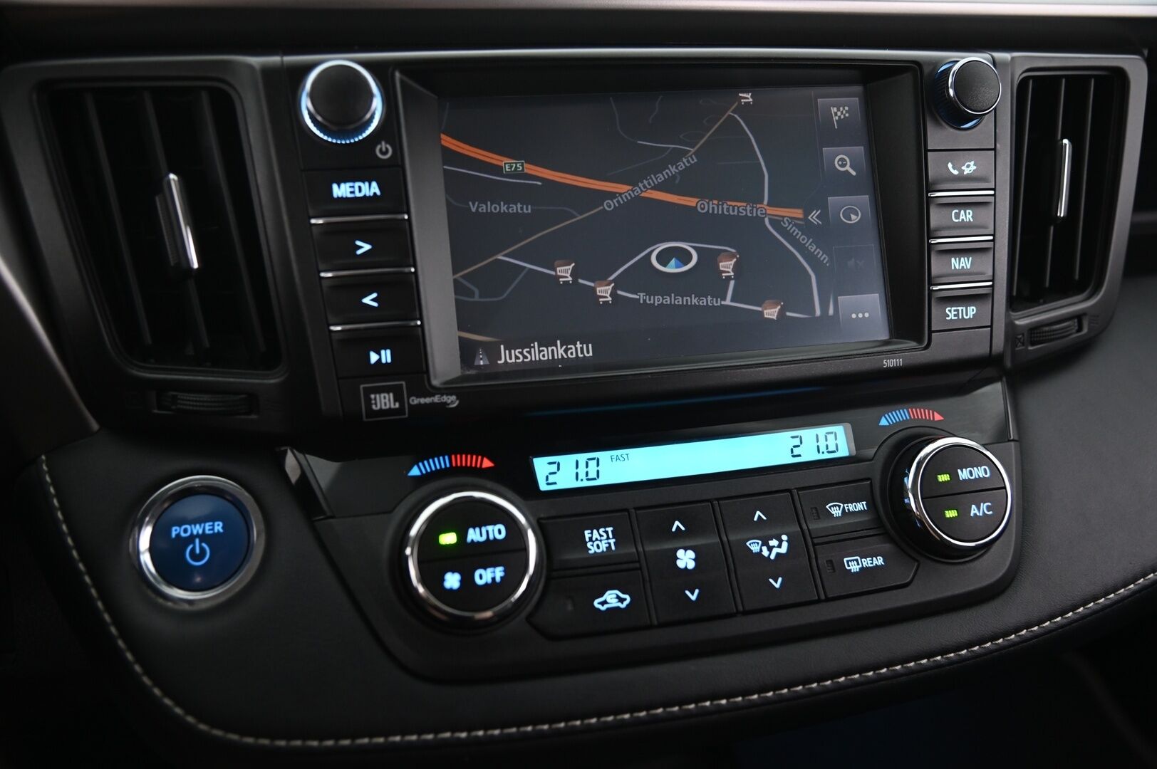 Toyota RAV4 2017 2.5 Hybrid AWD Premium - ACC | JBL | Nahat muistilla | Koukku | P.Kamera | Sähk. luukku | 2x renkaat&alumiinivanteet