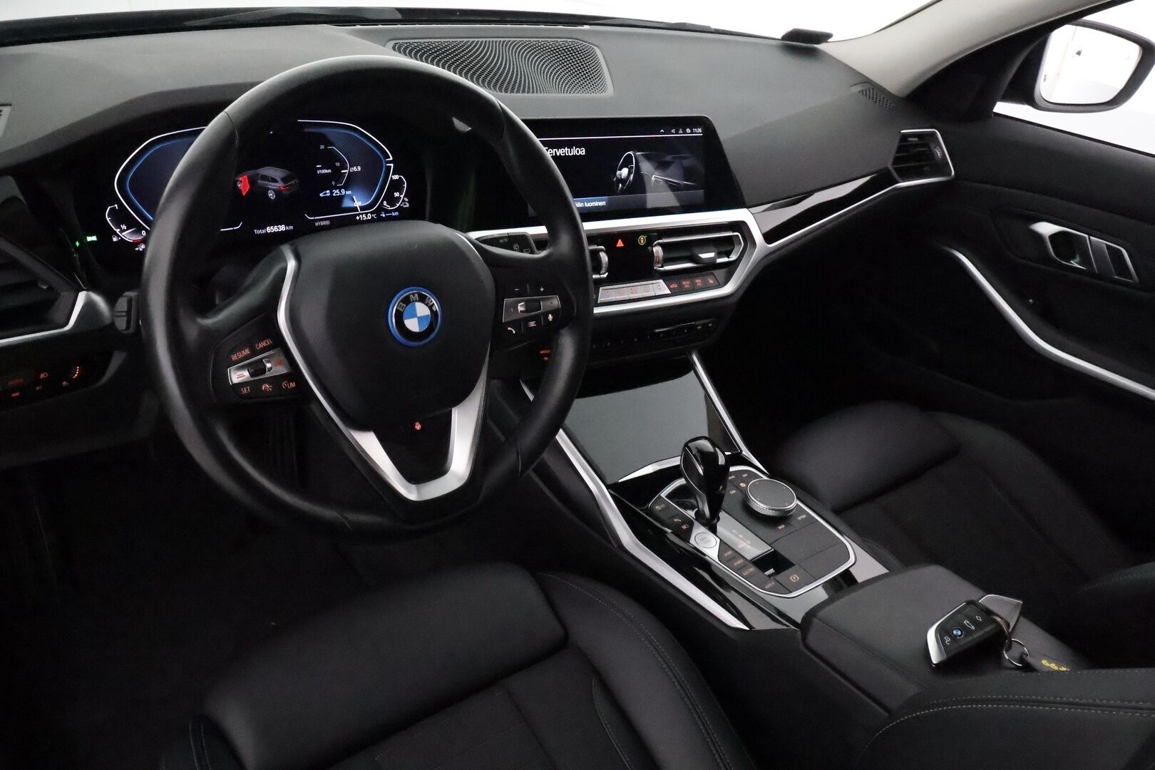 BMW 330 2022 G21 Touring 330e xDrive A Charged Edition **ACC / Adapt.LED / Hifi / P.tutkat / Puolinahat / Comfort Access / Navi** - Suomi-auto / Kahdet renkaat aluvanteilla / Merkkihuollettu