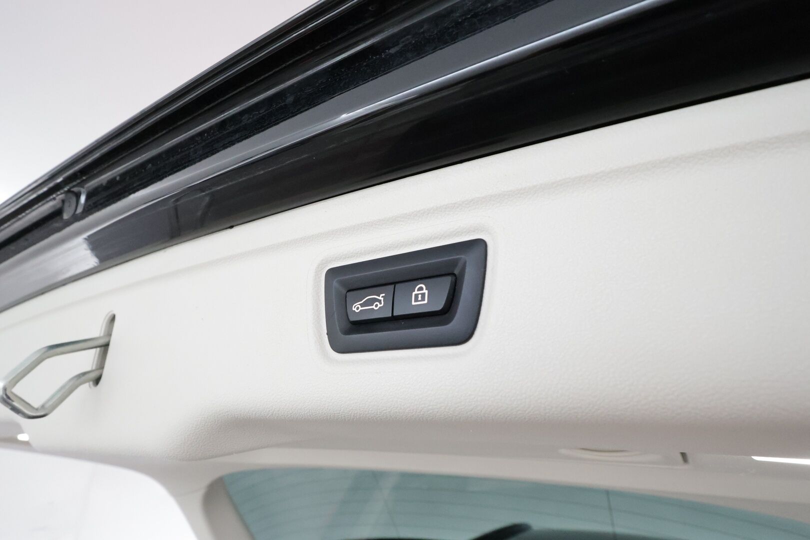 BMW 330 2022 G21 Touring 330e xDrive A Charged Edition **ACC / Adapt.LED / Hifi / P.tutkat / Puolinahat / Comfort Access / Navi** - Suomi-auto / Kahdet renkaat aluvanteilla / Merkkihuollettu