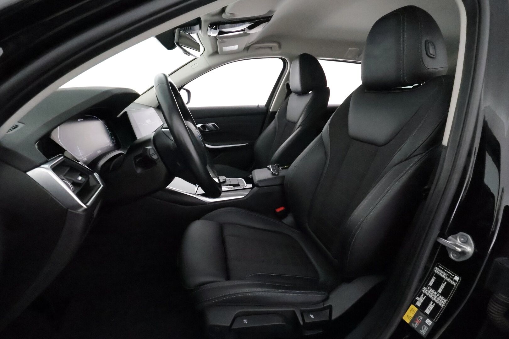 BMW 330 2022 G21 Touring 330e xDrive A Charged Edition **ACC / Adapt.LED / Hifi / P.tutkat / Puolinahat / Comfort Access / Navi** - Suomi-auto / Kahdet renkaat aluvanteilla / Merkkihuollettu - HULLUT JOULUT KORKOTARJOUS 2,49% 