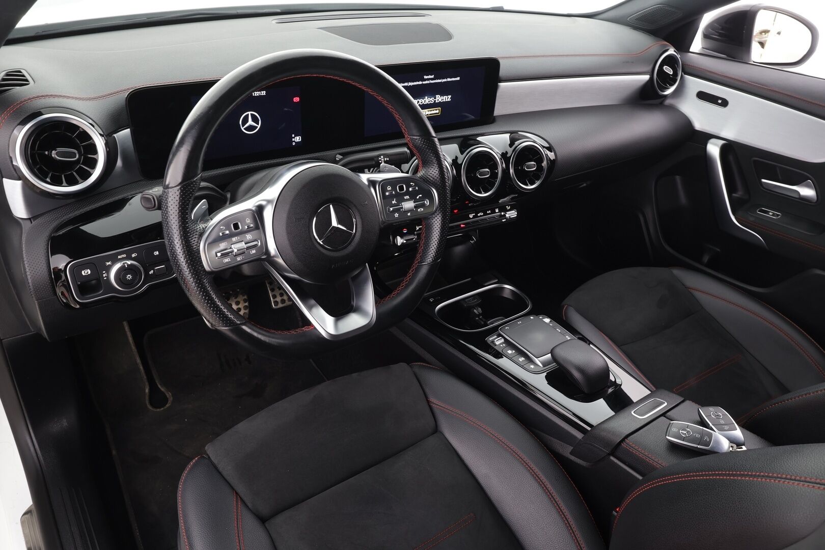 Mercedes-Benz CLA 2022 200 d 4MATIC A Shooting Brake Business AMG * Vakkari / P.kamera / Webasto / Koukku / Sähköluukku / LED * - Suomi-auto / Kahdet renkaat aluvanteilla