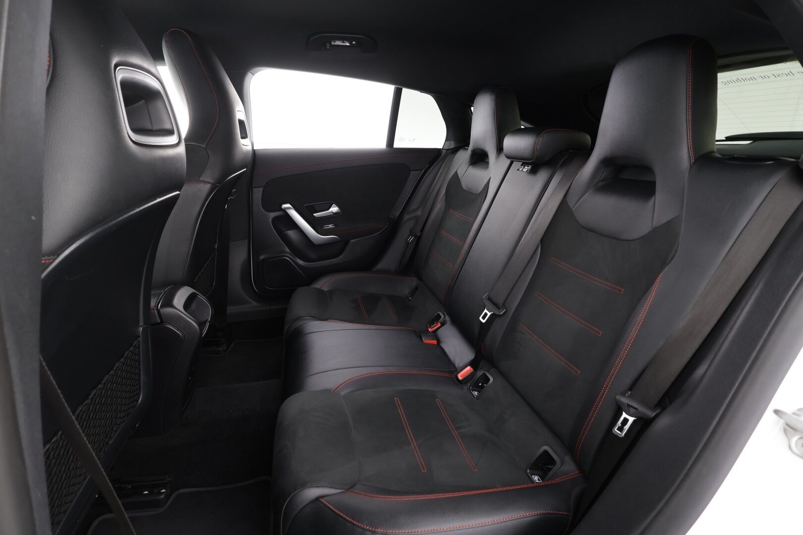 Mercedes-Benz CLA 2022 200 d 4MATIC A Shooting Brake Business AMG * Webasto / Vetokoukku / LED High Performance / Peruutuskamera / Sähköluukku - Suomi-auto / Kahdet renkaat aluvanteilla / Hyvät varusteet! - HULLUT AVAJAISHULINAT KORKOTARJOUS 3,29 %