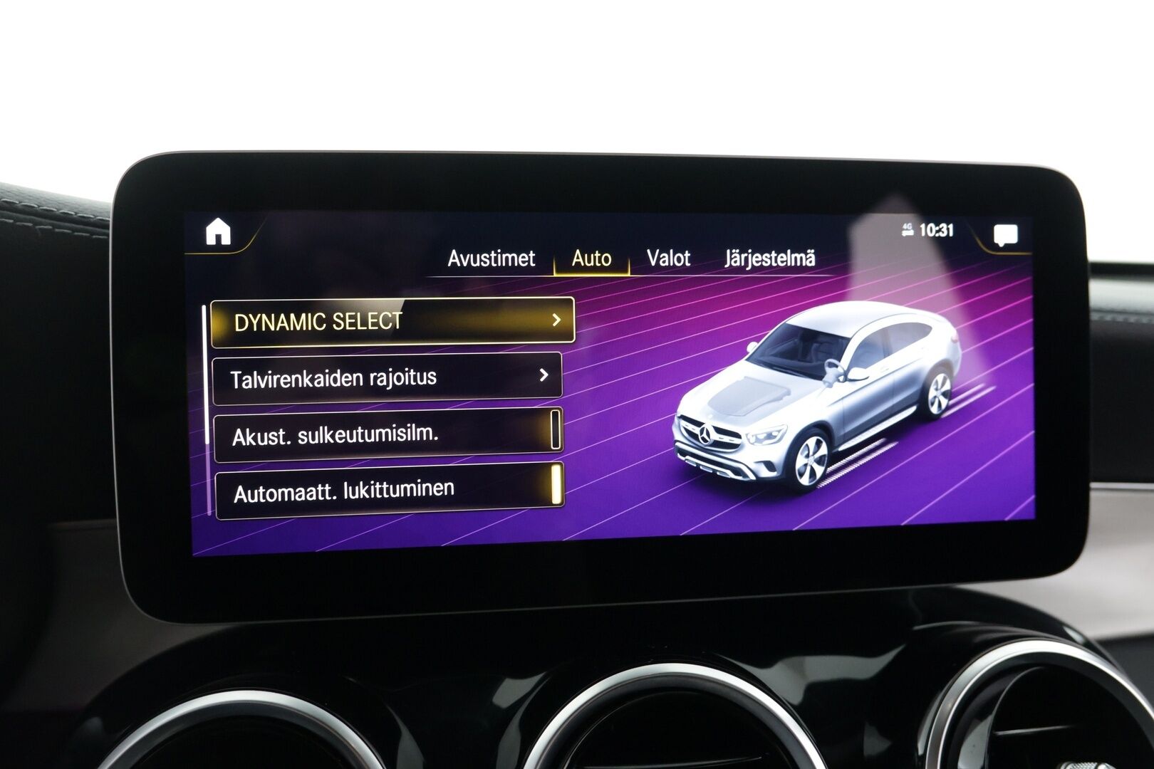 Mercedes-Benz GLC 2020 300 e 4MATIC A Business EQ Power - AMG / Digimittaristo / Navi / P.kamera / Multibeam LED / Ambient / Nahat / Vetokoukku