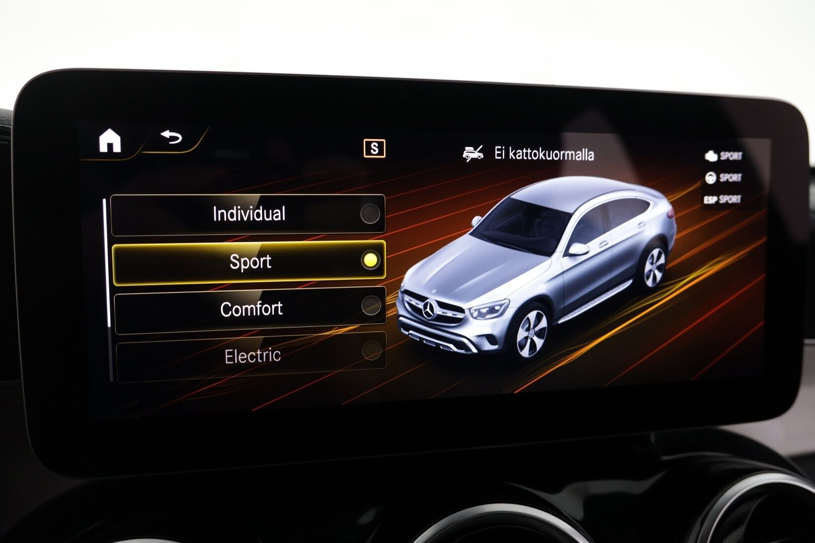 Mercedes-Benz GLC 2020 300 e 4MATIC A Business EQ Power - AMG / Digimittaristo / Navi / P.kamera / Multibeam LED / Ambient / Nahat / Vetokoukku