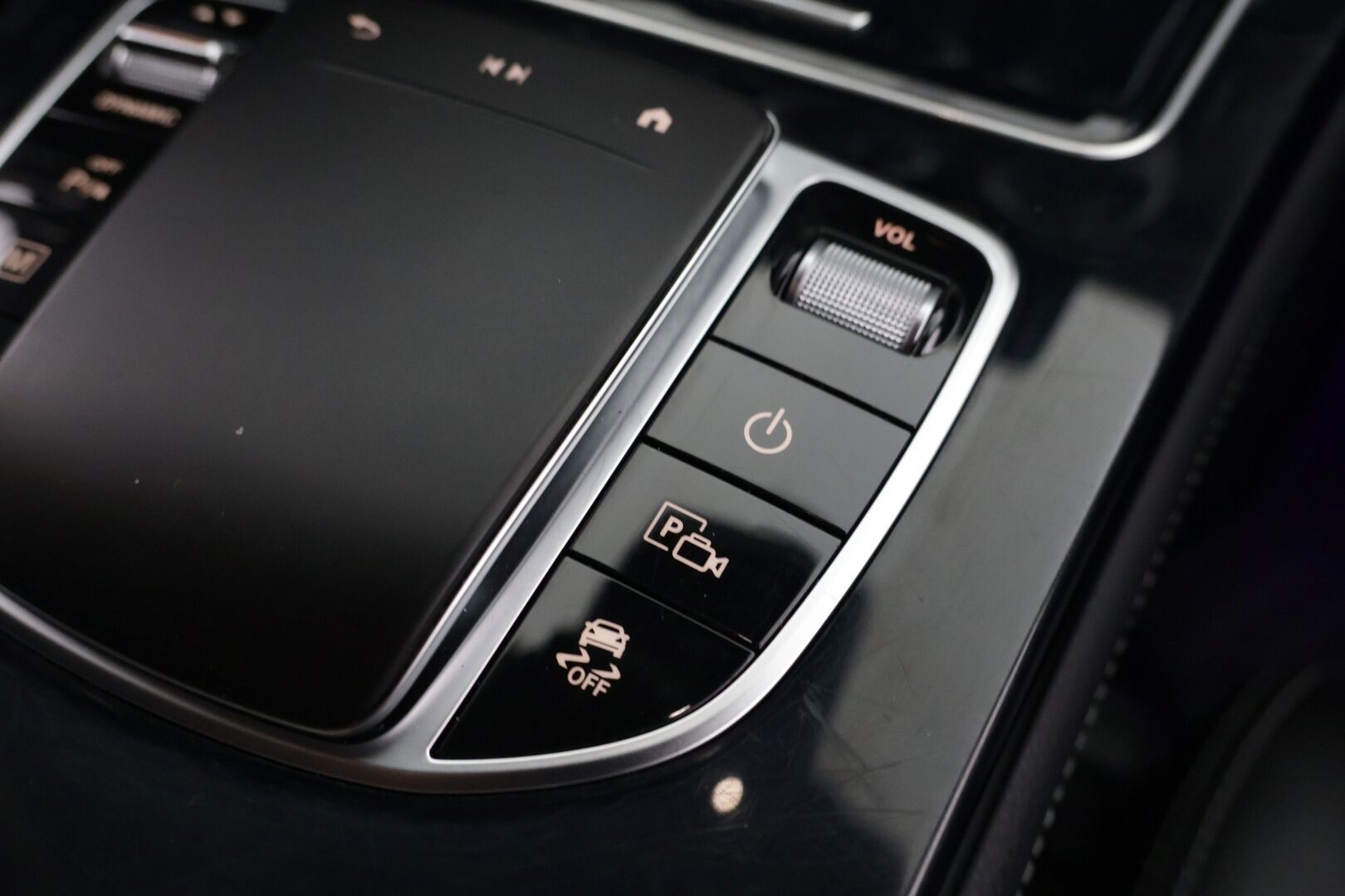 Mercedes-Benz GLC 2020 300 e 4MATIC A Business EQ Power - AMG / Digimittaristo / Navi / P.kamera / Multibeam LED / Ambient / Nahat / Vetokoukku