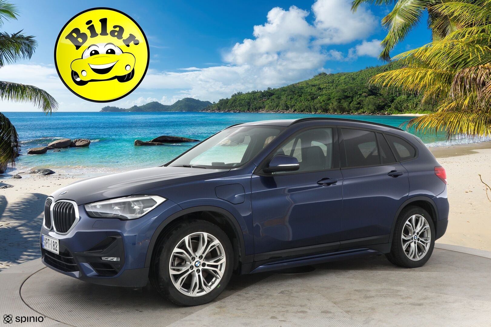 BMW X1 2021 F48 xDrive25e A SportLine - HUD | Hifit | ACC | Koukku | Navigation + | Panorama | Adapt. LED | Sporttipenkit | Sähkötoiminen takaluukku