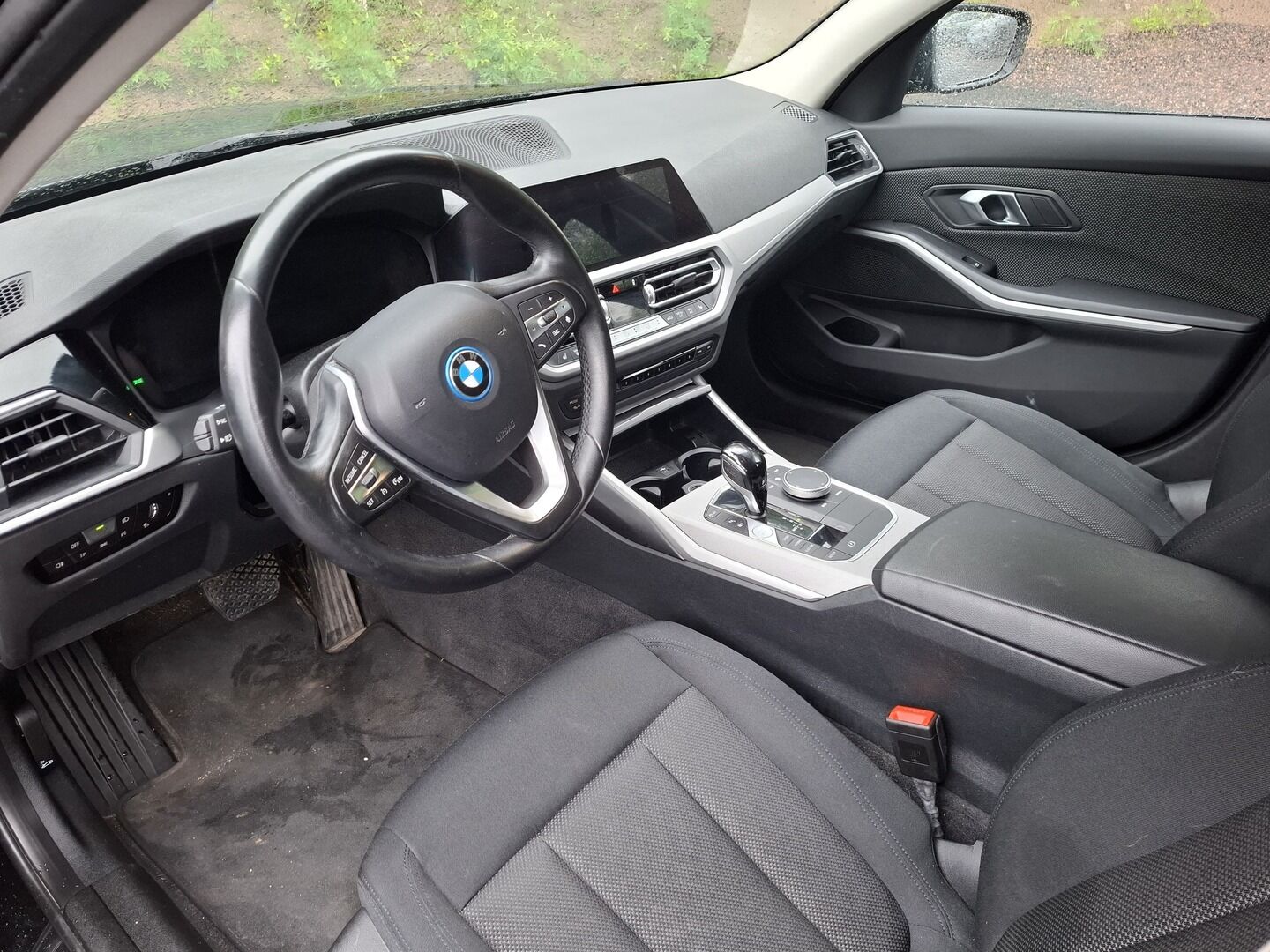 BMW 320 2021 G21 Touring 320e xDrive A Charged Edition ** Koukku / Vakkari / TULOSSA