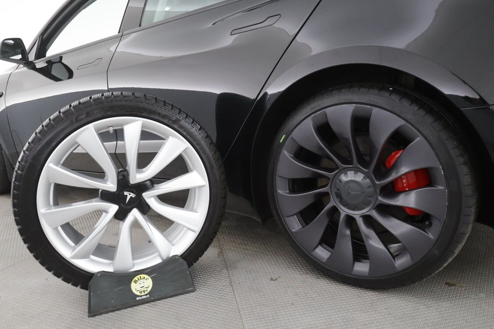 Tesla Model 3 2021 Performance - | ACC | ILP | Refresh | Premium-audio | Matrix | Panorama | Sähkönahat | Sähkökontti | 2x renkaat aluvantein | 