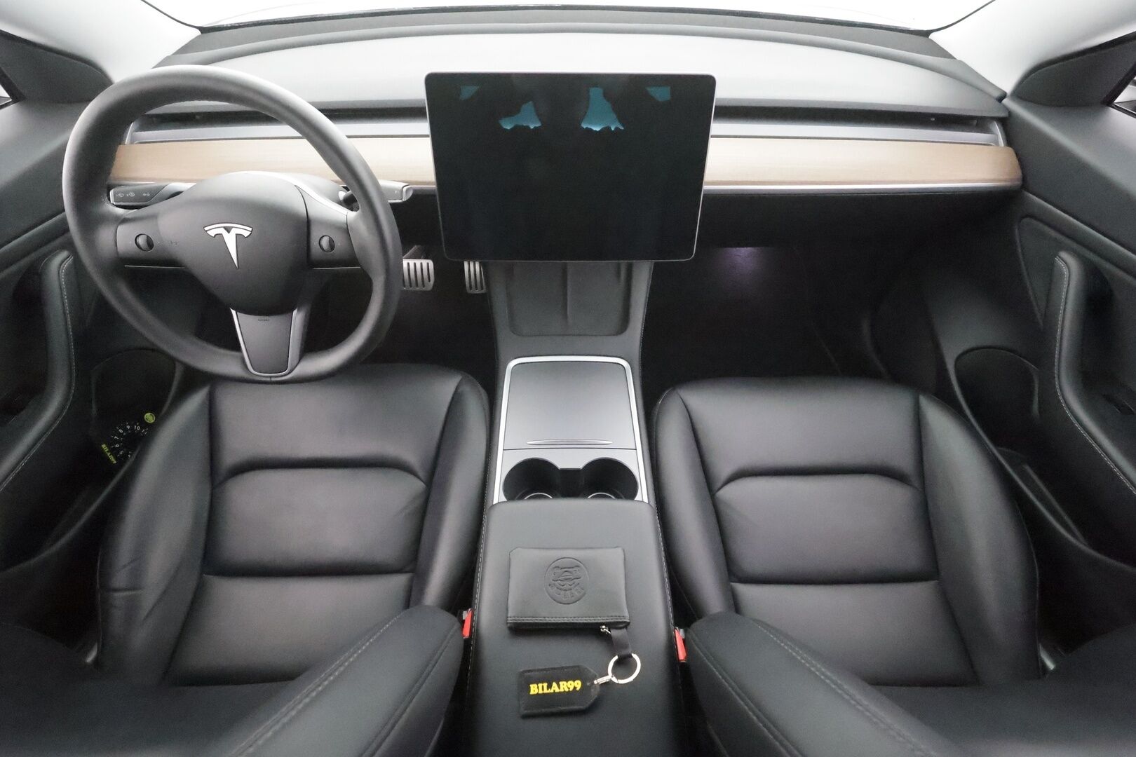 Tesla Model 3 2021 Performance - | ACC | ILP | Refresh | Premium-audio | Matrix | Panorama | Sähkönahat | Sähkökontti | 2x renkaat aluvantein | 