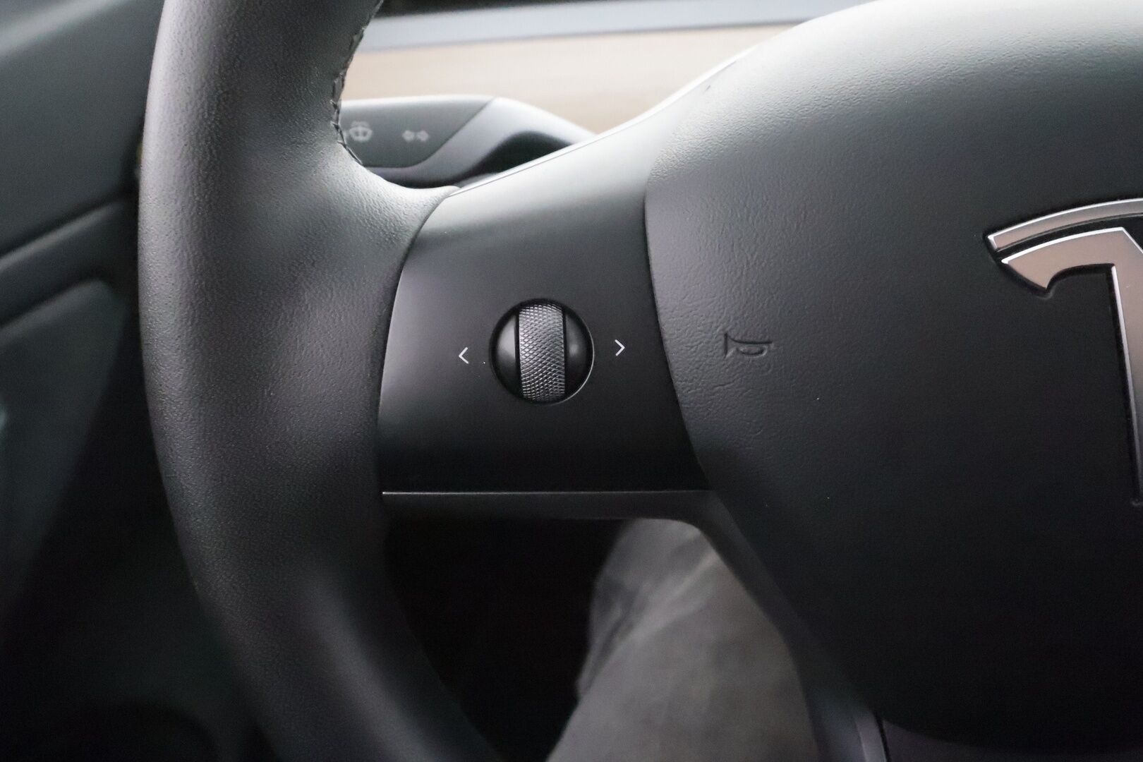 Tesla Model 3 2021 Performance - | ACC | ILP | Refresh | Premium-audio | Matrix | Panorama | Sähkönahat | Sähkökontti | 2x renkaat aluvantein | 