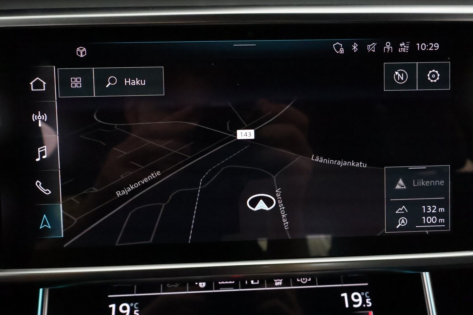 Audi A6 2020 Avant 55 TFSI e S-Line **Adapt.vakkkari / HUD / 360° / Muistipenkit hieronnalla / Matrix LED / Navi** - 3,99 % KORKOTARJOUS TÄHÄN AUTOON - Kahdet renkaat aluvanteilla / Ilmastoidut etuistuimet / Penkinlämmittimet takana / Koukku / KeylessGo / Digimittaristo / Nahka sporttipenkit