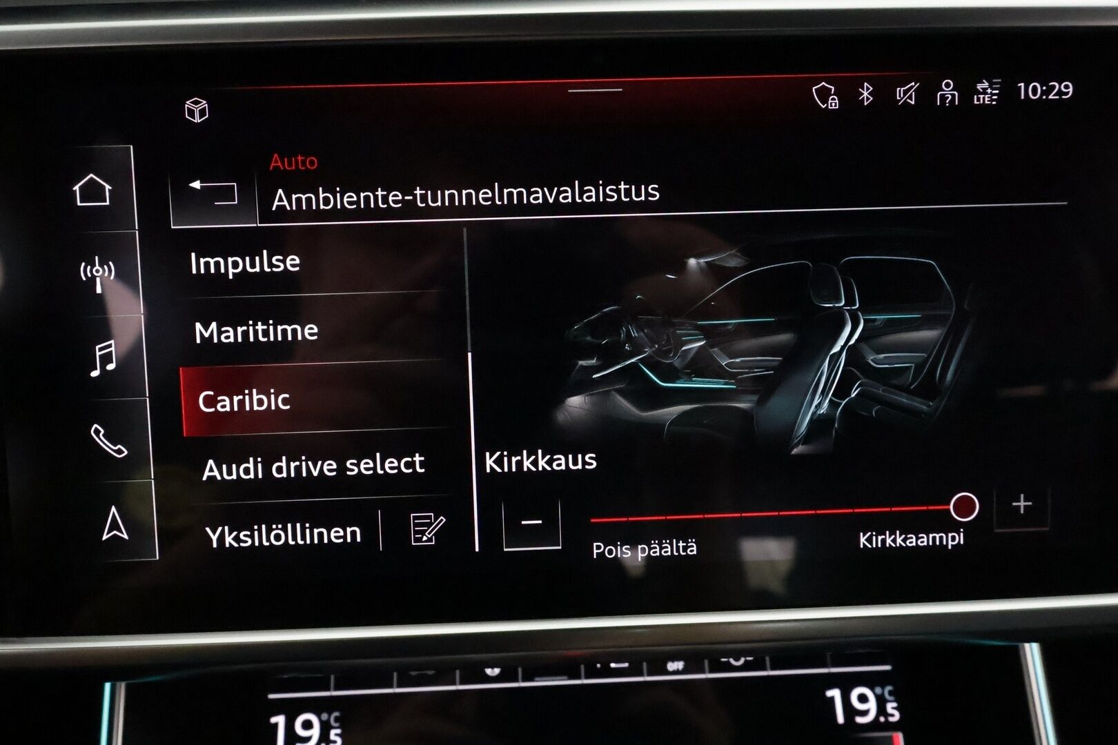 Audi A6 2020 Avant 55 TFSI e S-Line **Adapt.vakkkari / HUD / 360° / Muistipenkit hieronnalla / Matrix LED / Navi** - 3,99 % KORKOTARJOUS TÄHÄN AUTOON - Kahdet renkaat aluvanteilla / Ilmastoidut etuistuimet / Penkinlämmittimet takana / Koukku / KeylessGo / Digimittaristo / Nahka sporttipenkit