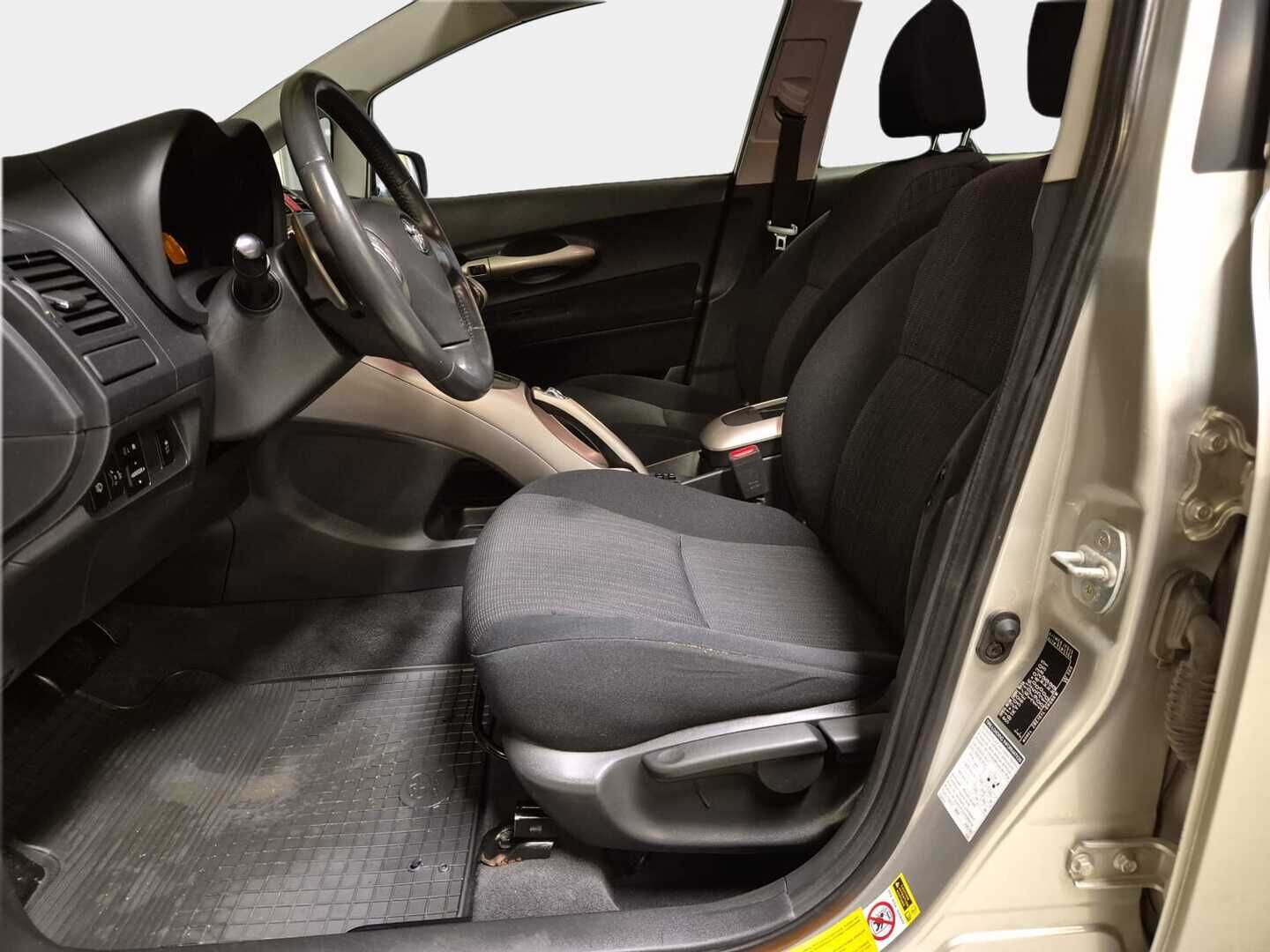 Toyota Auris 2009 1,6 Dual VVT-i Linea Sol 5ov MultiMode - YritysOutlet - Myydään vain yrityksille - Suomi-auto / Lohkolämmitin / Vakkari / Aut. Ilmastointi